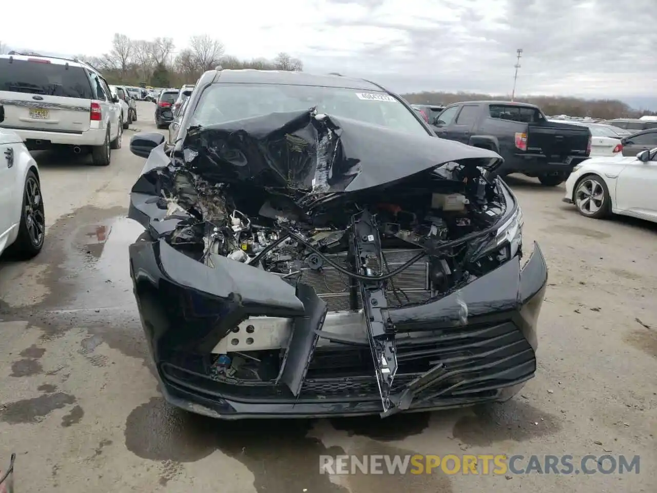 9 Photograph of a damaged car 5TDKSKFC3MS028278 TOYOTA SIENNA 2021