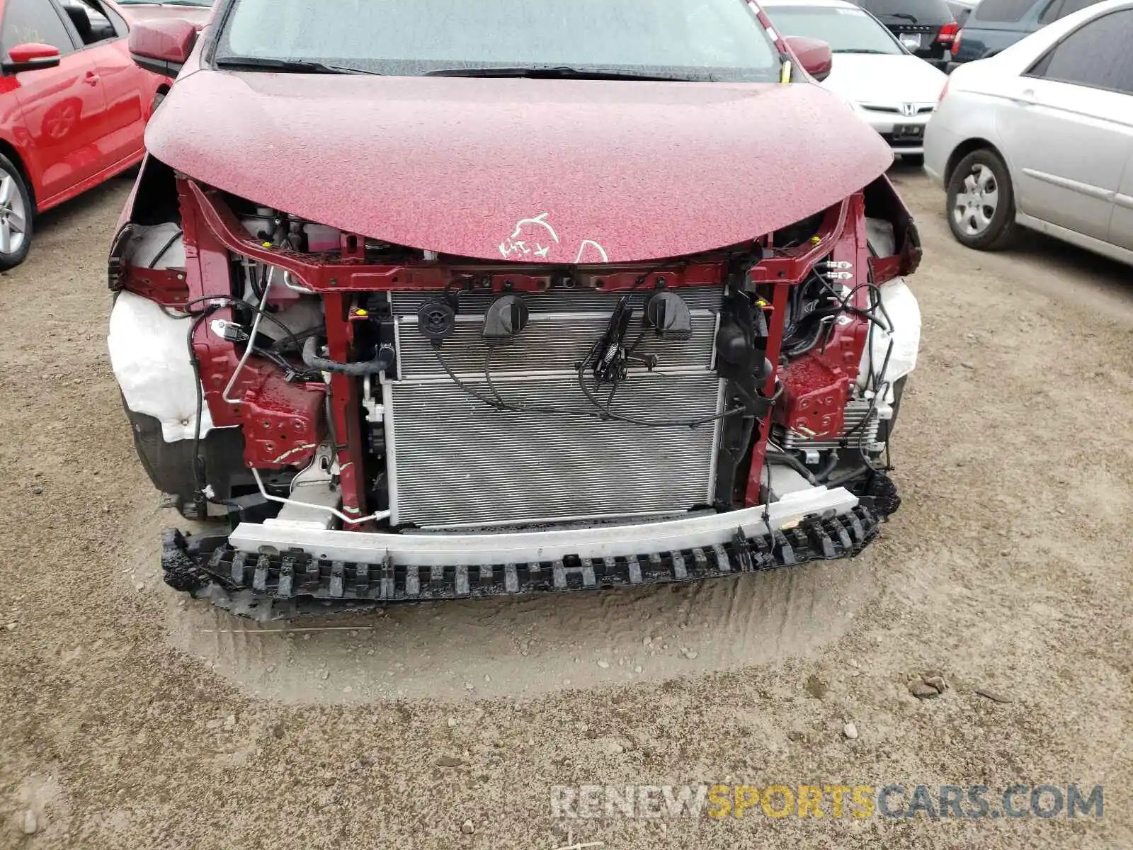 9 Photograph of a damaged car 5TDKSKFC4MS005835 TOYOTA SIENNA 2021