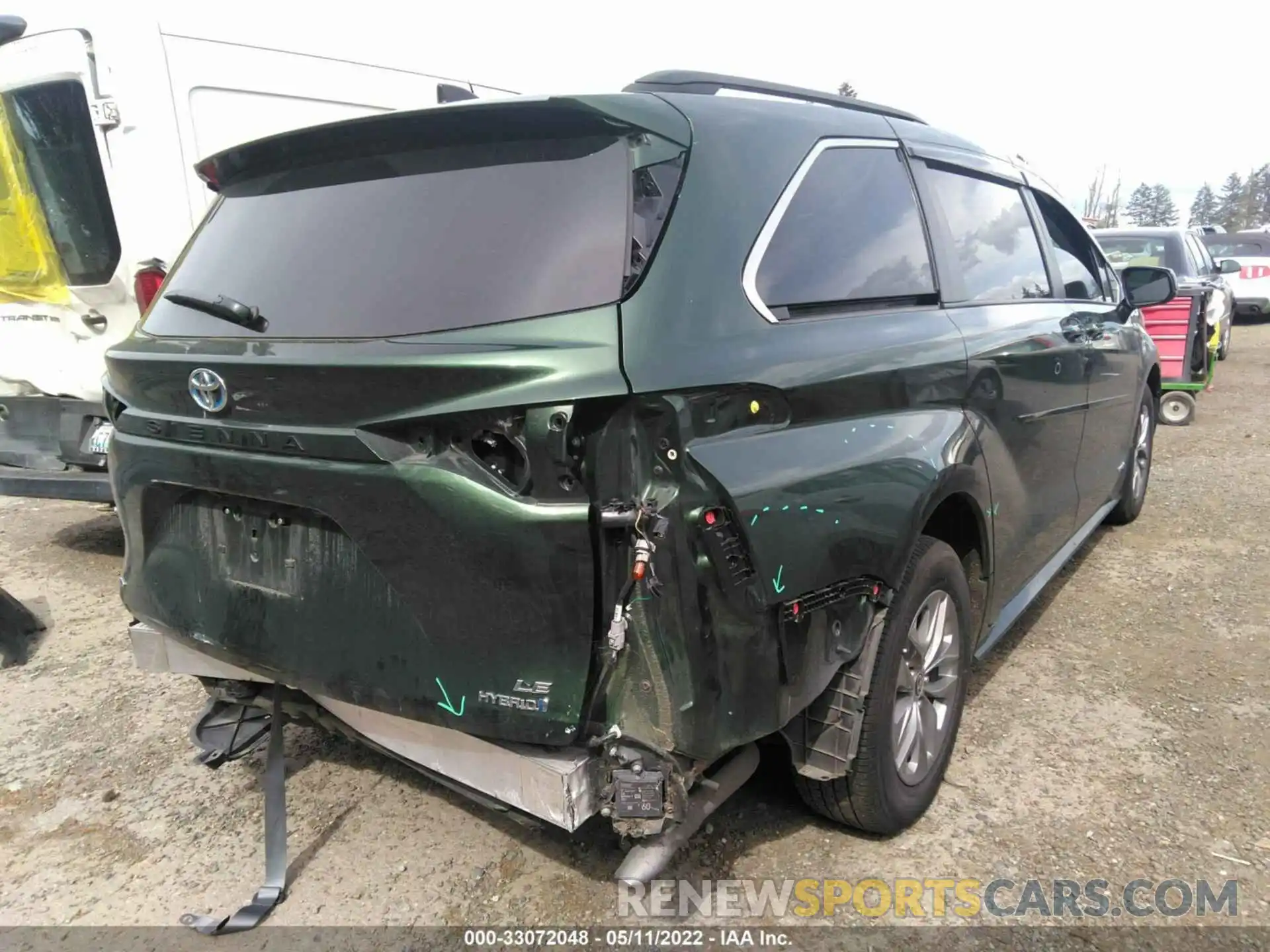 4 Photograph of a damaged car 5TDKSKFC4MS026393 TOYOTA SIENNA 2021