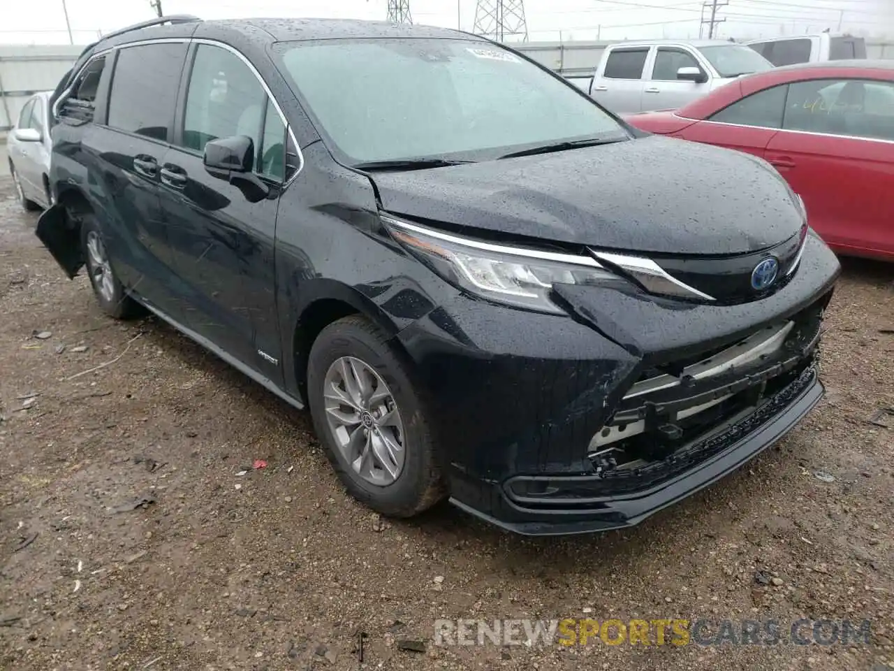 1 Photograph of a damaged car 5TDKSKFC5MS032087 TOYOTA SIENNA 2021