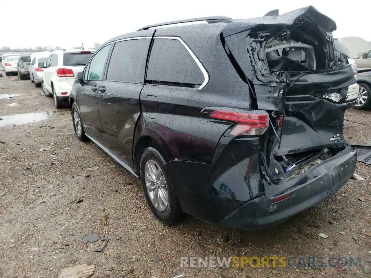 3 Photograph of a damaged car 5TDKSKFC5MS032087 TOYOTA SIENNA 2021