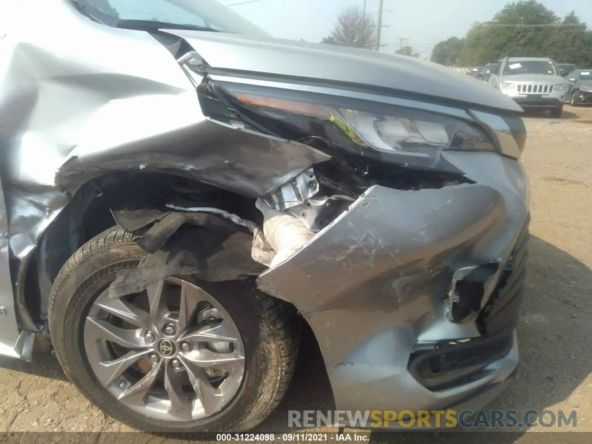 6 Photograph of a damaged car 5TDKSKFC6MS006954 TOYOTA SIENNA 2021