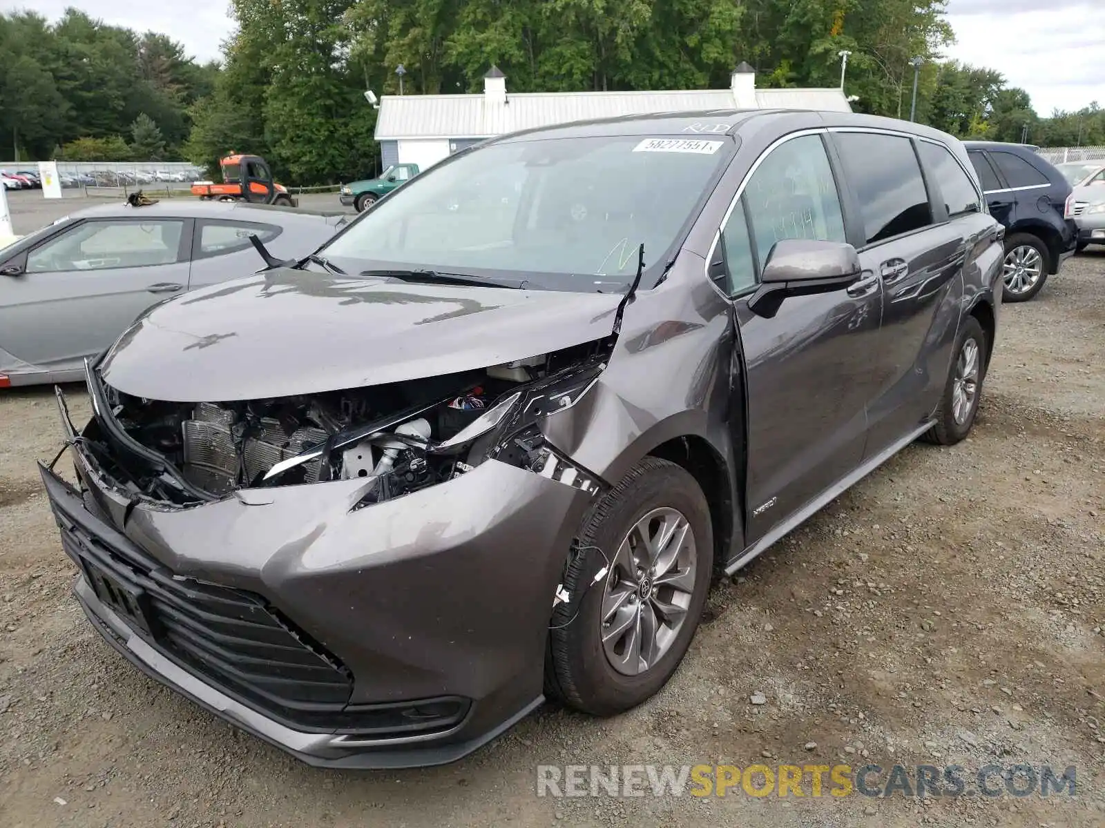 2 Photograph of a damaged car 5TDKSKFC6MS022457 TOYOTA SIENNA 2021