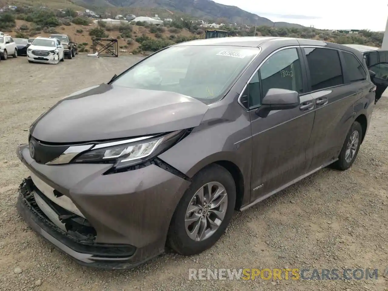 2 Photograph of a damaged car 5TDKSKFC7MS011984 TOYOTA SIENNA 2021