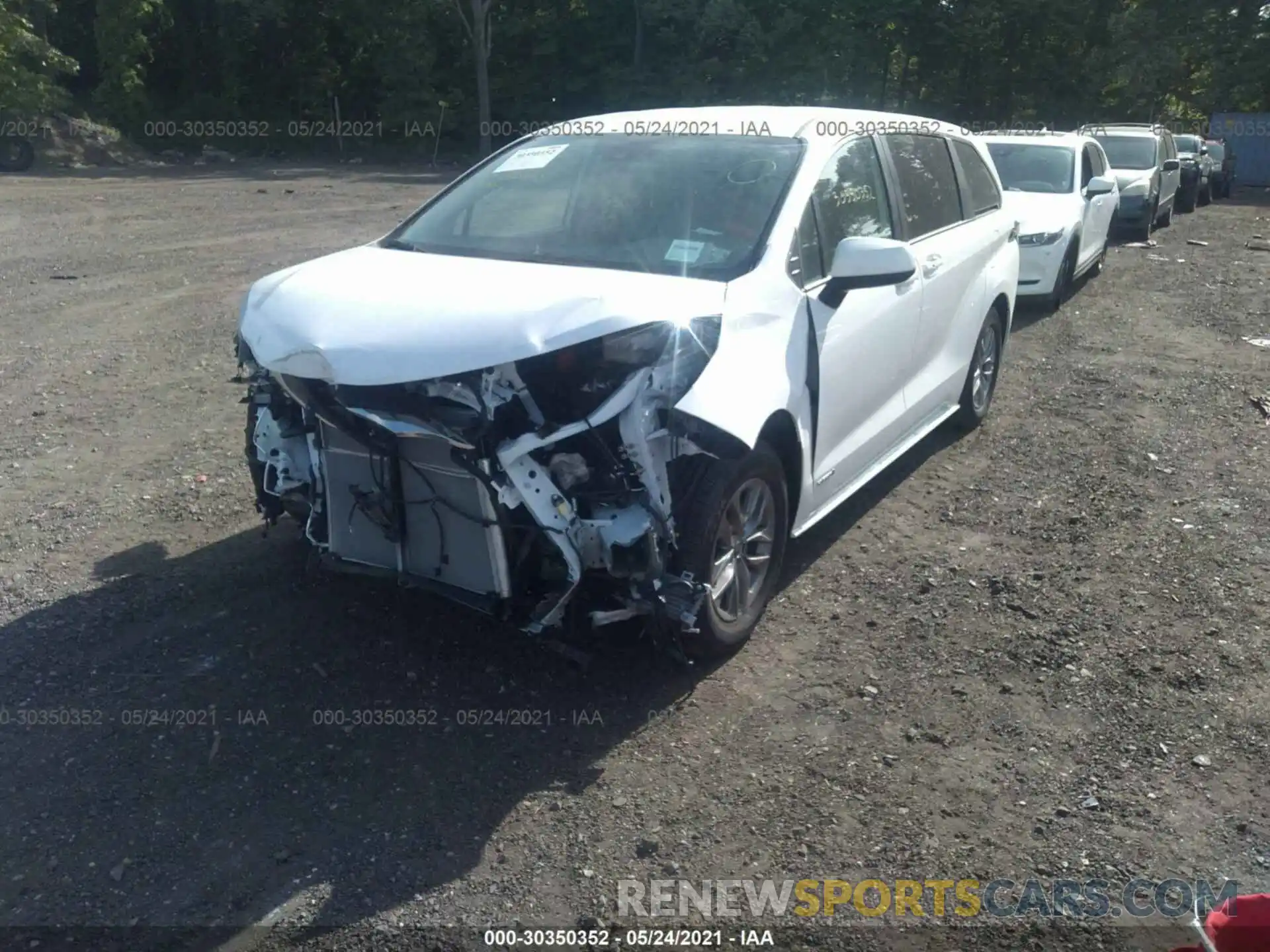 6 Photograph of a damaged car 5TDKSKFC7MS013685 TOYOTA SIENNA 2021
