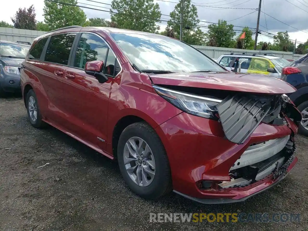 1 Photograph of a damaged car 5TDKSKFC8MS036439 TOYOTA SIENNA 2021