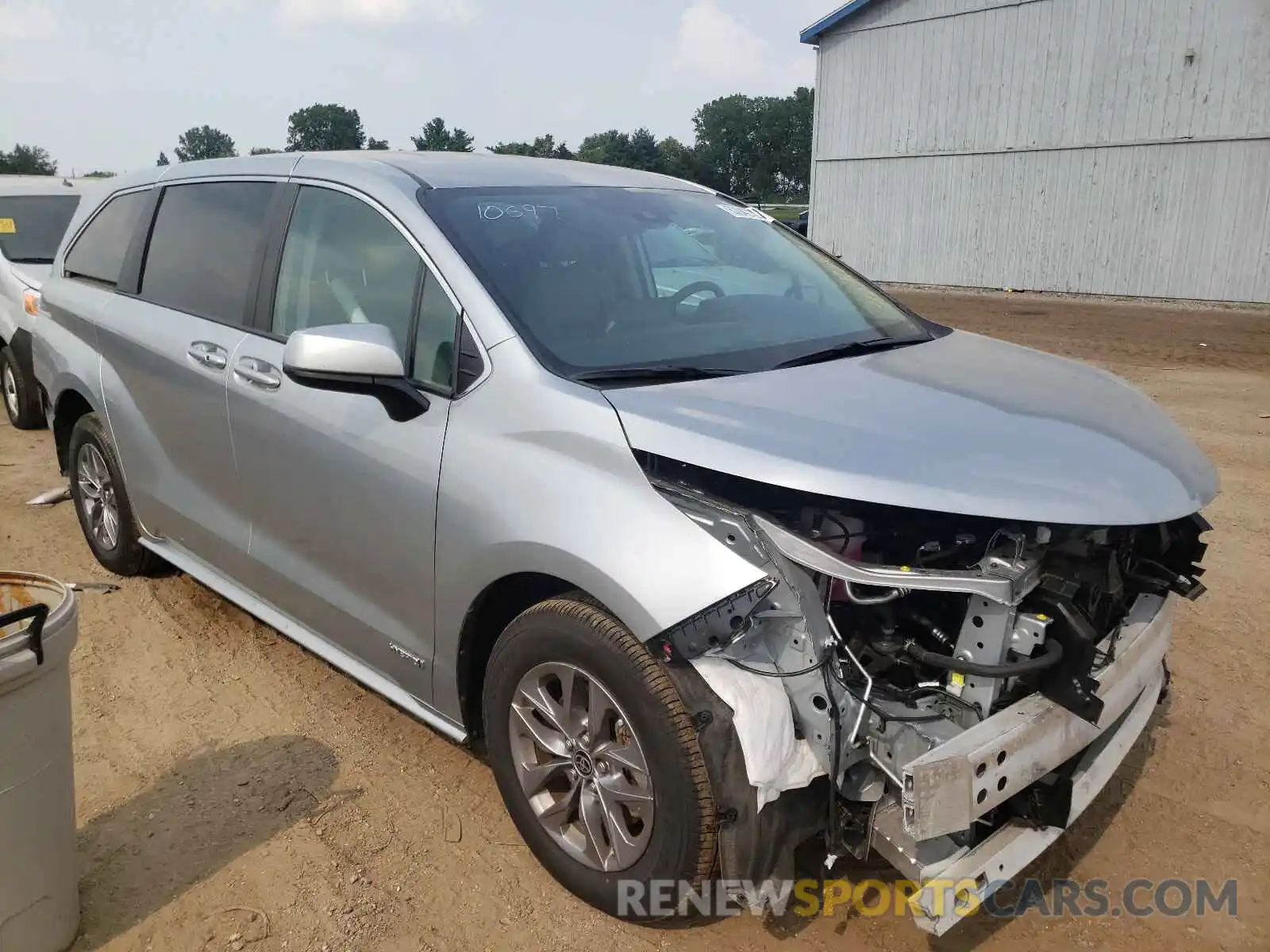 1 Photograph of a damaged car 5TDKSKFCXMS010697 TOYOTA SIENNA 2021