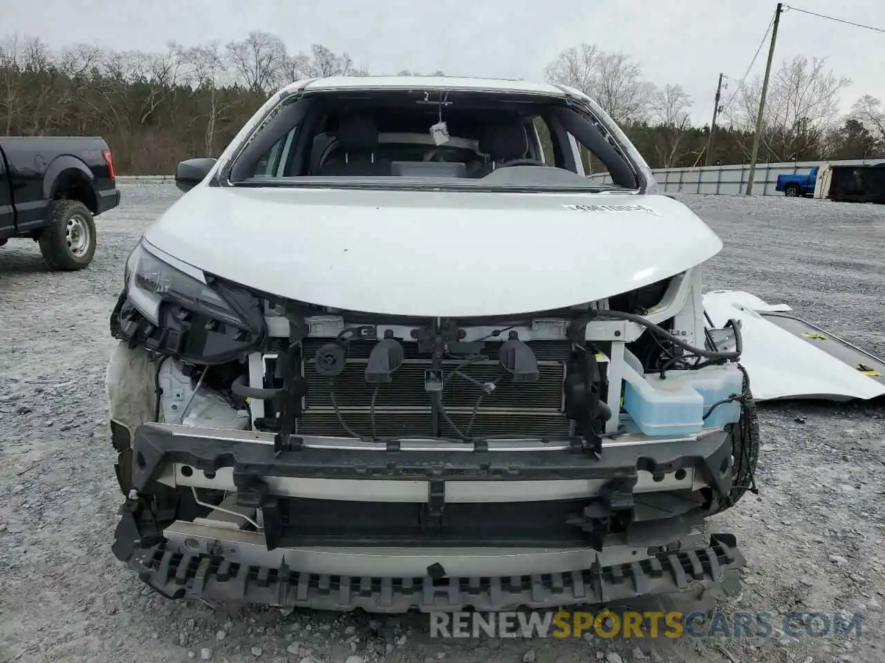 5 Photograph of a damaged car 5TDXRKEC0MS009111 TOYOTA SIENNA 2021