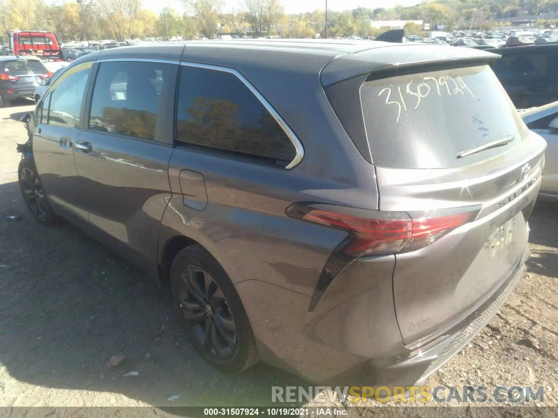 3 Photograph of a damaged car 5TDXRKEC0MS009674 TOYOTA SIENNA 2021