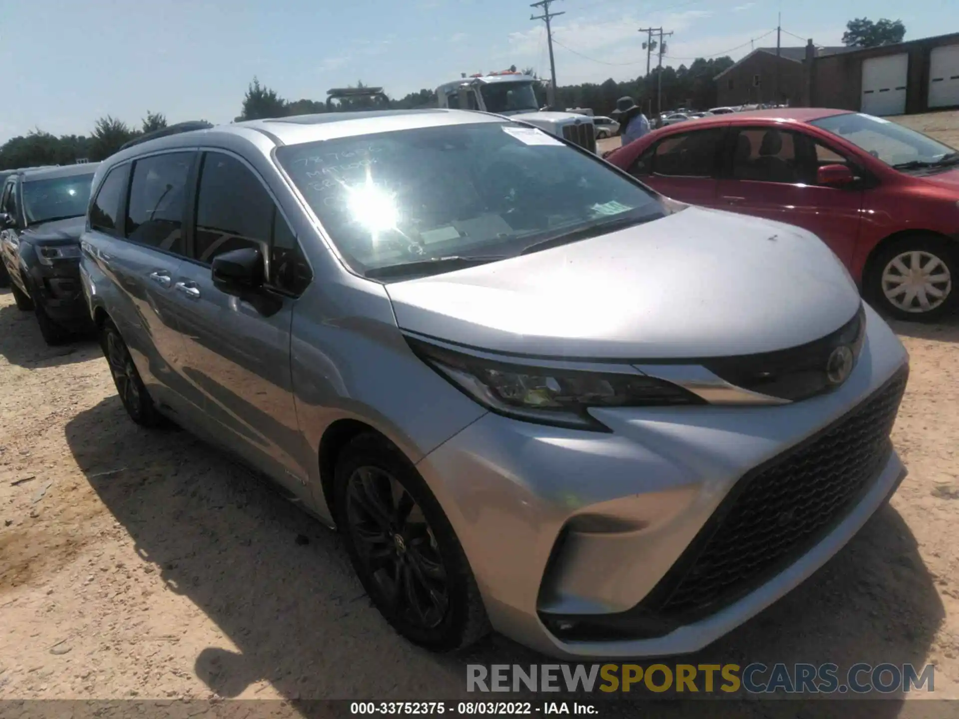 1 Photograph of a damaged car 5TDXRKEC0MS035594 TOYOTA SIENNA 2021