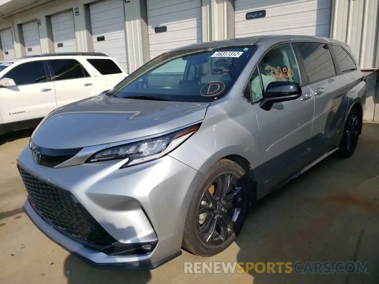 2 Photograph of a damaged car 5TDXRKEC4MS048901 TOYOTA SIENNA 2021