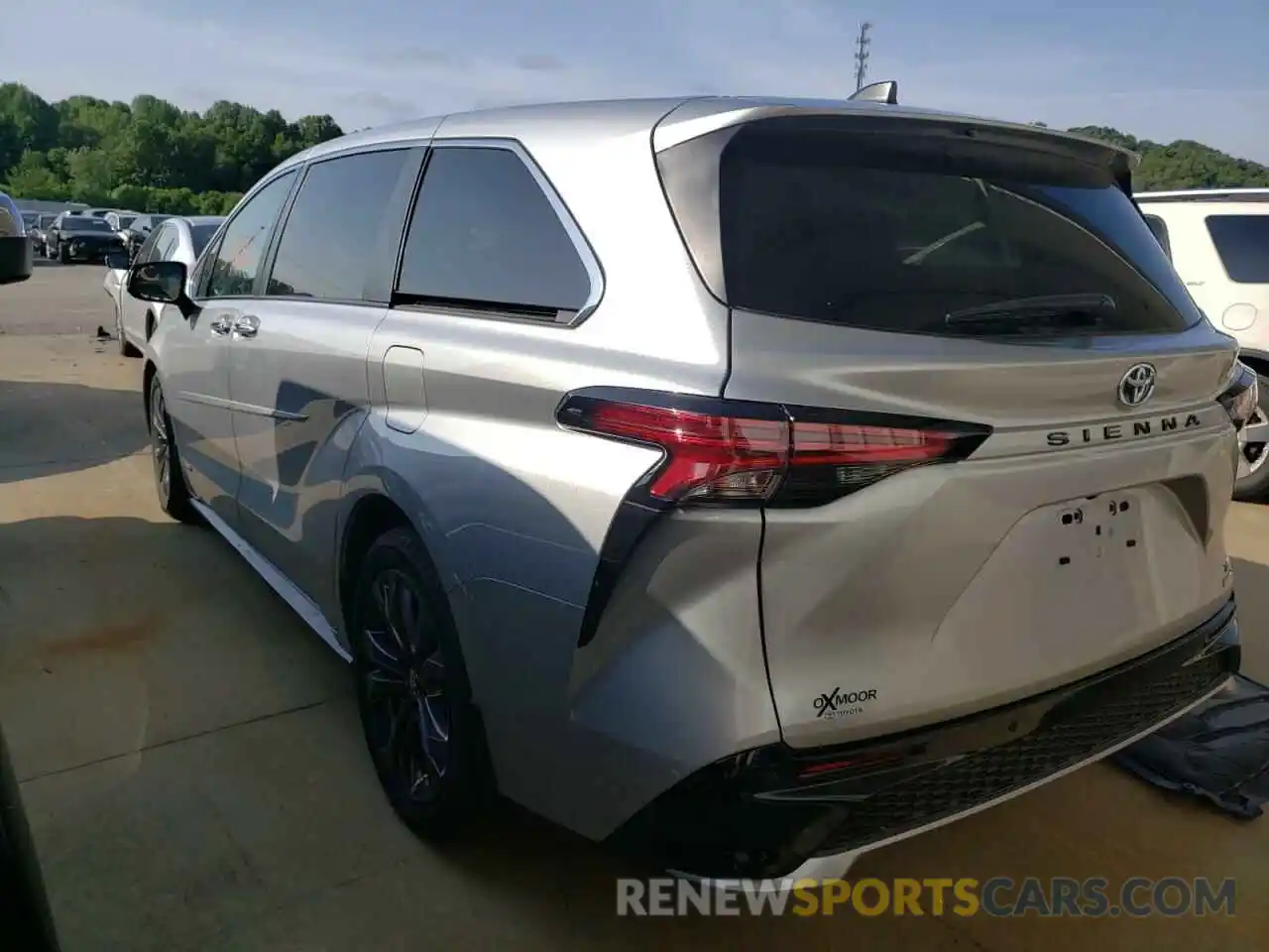 3 Photograph of a damaged car 5TDXRKEC4MS048901 TOYOTA SIENNA 2021