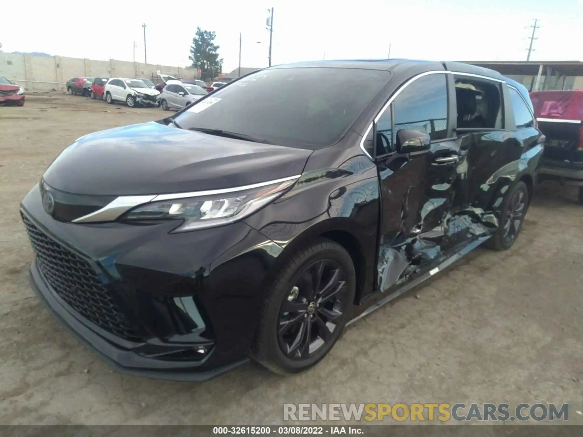 2 Фотография поврежденного автомобиля 5TDXRKEC6MS062900 TOYOTA SIENNA 2021