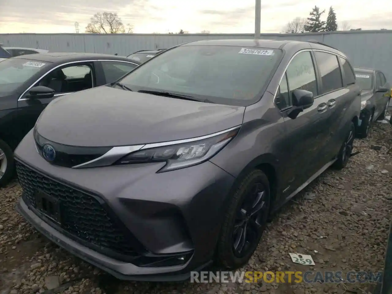 2 Photograph of a damaged car 5TDXRKEC7MS040517 TOYOTA SIENNA 2021