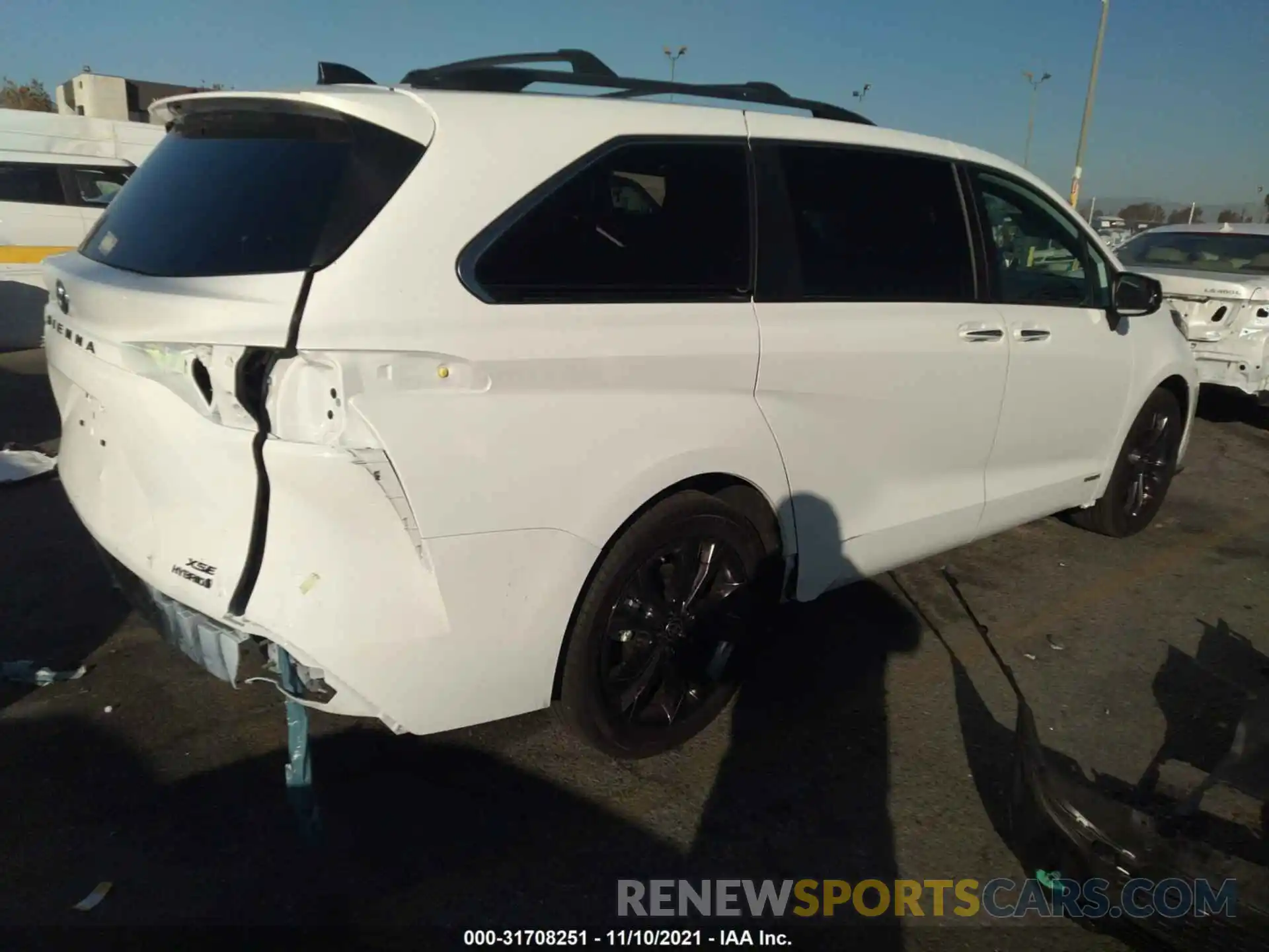 4 Фотография поврежденного автомобиля 5TDXRKEC9MS044620 TOYOTA SIENNA 2021