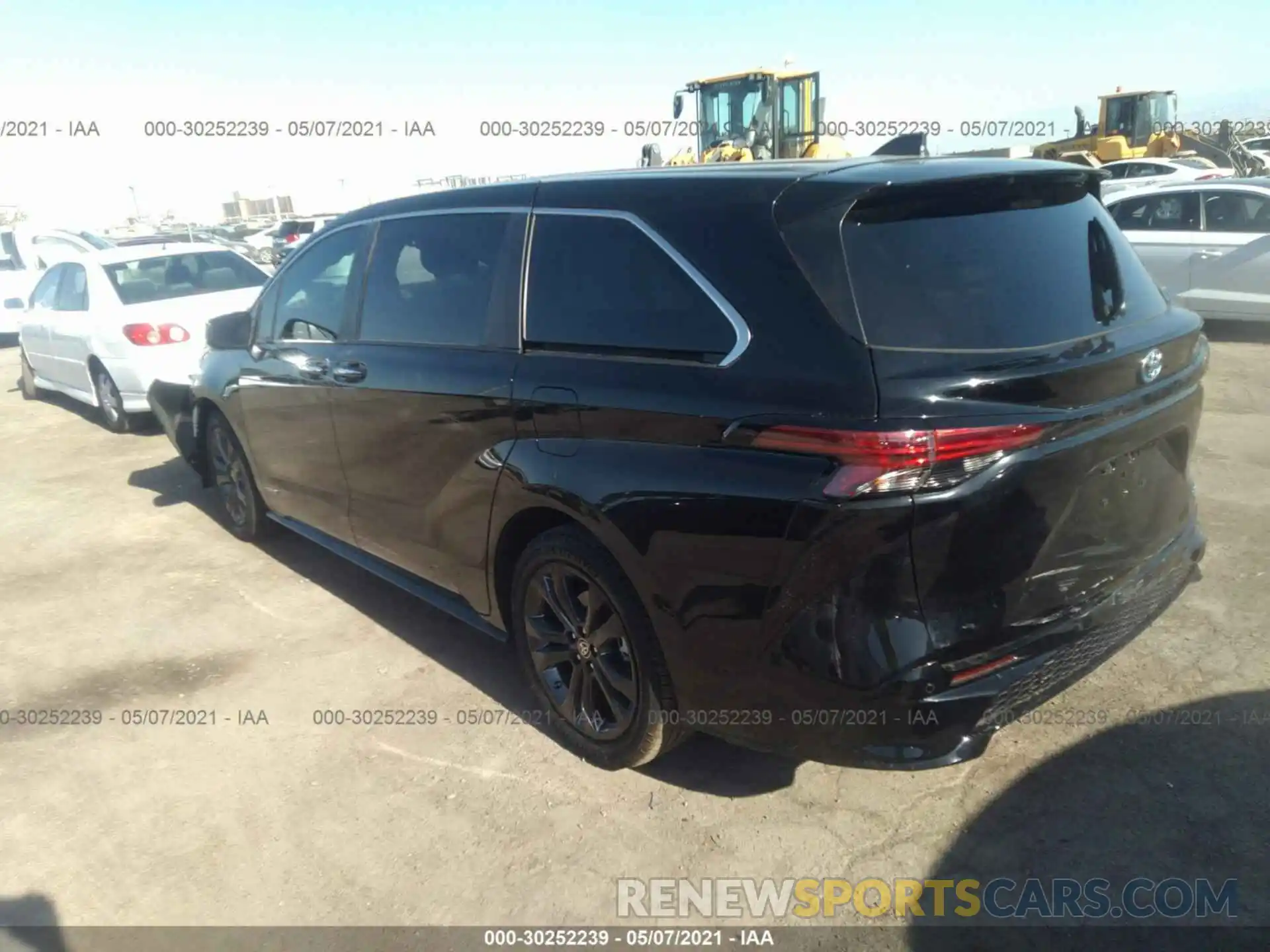 3 Photograph of a damaged car 5TDXRKECXMS022271 TOYOTA SIENNA 2021