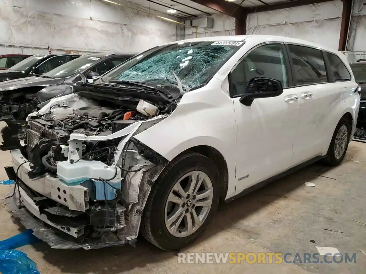 1 Photograph of a damaged car 5TDXSKFCXMS009748 TOYOTA SIENNA 2021