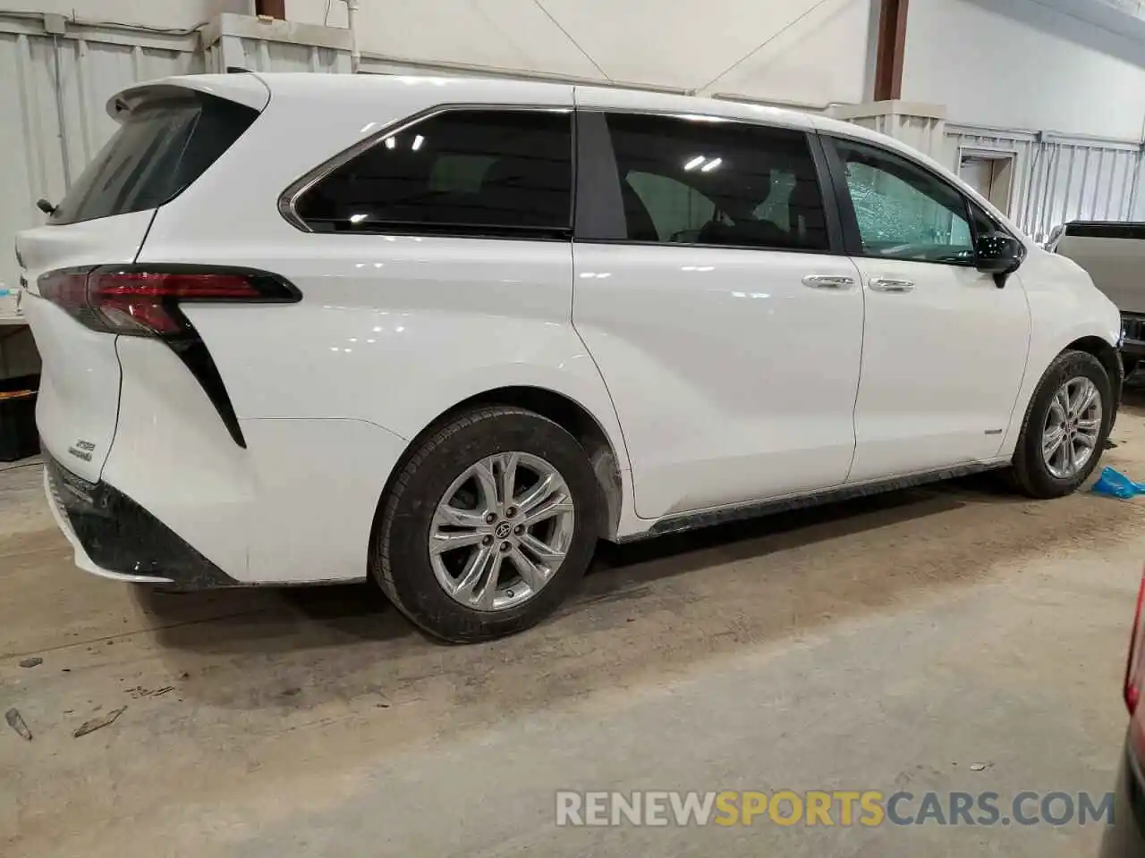 3 Photograph of a damaged car 5TDXSKFCXMS009748 TOYOTA SIENNA 2021