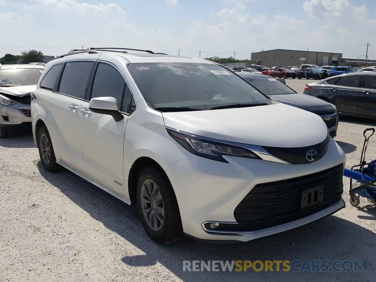 1 Photograph of a damaged car 5TDYRKEC0MS003748 TOYOTA SIENNA 2021