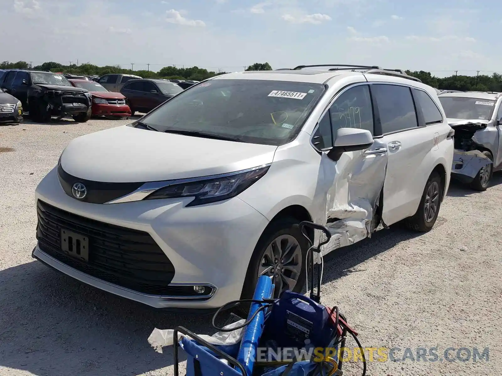 2 Фотография поврежденного автомобиля 5TDYRKEC0MS003748 TOYOTA SIENNA 2021