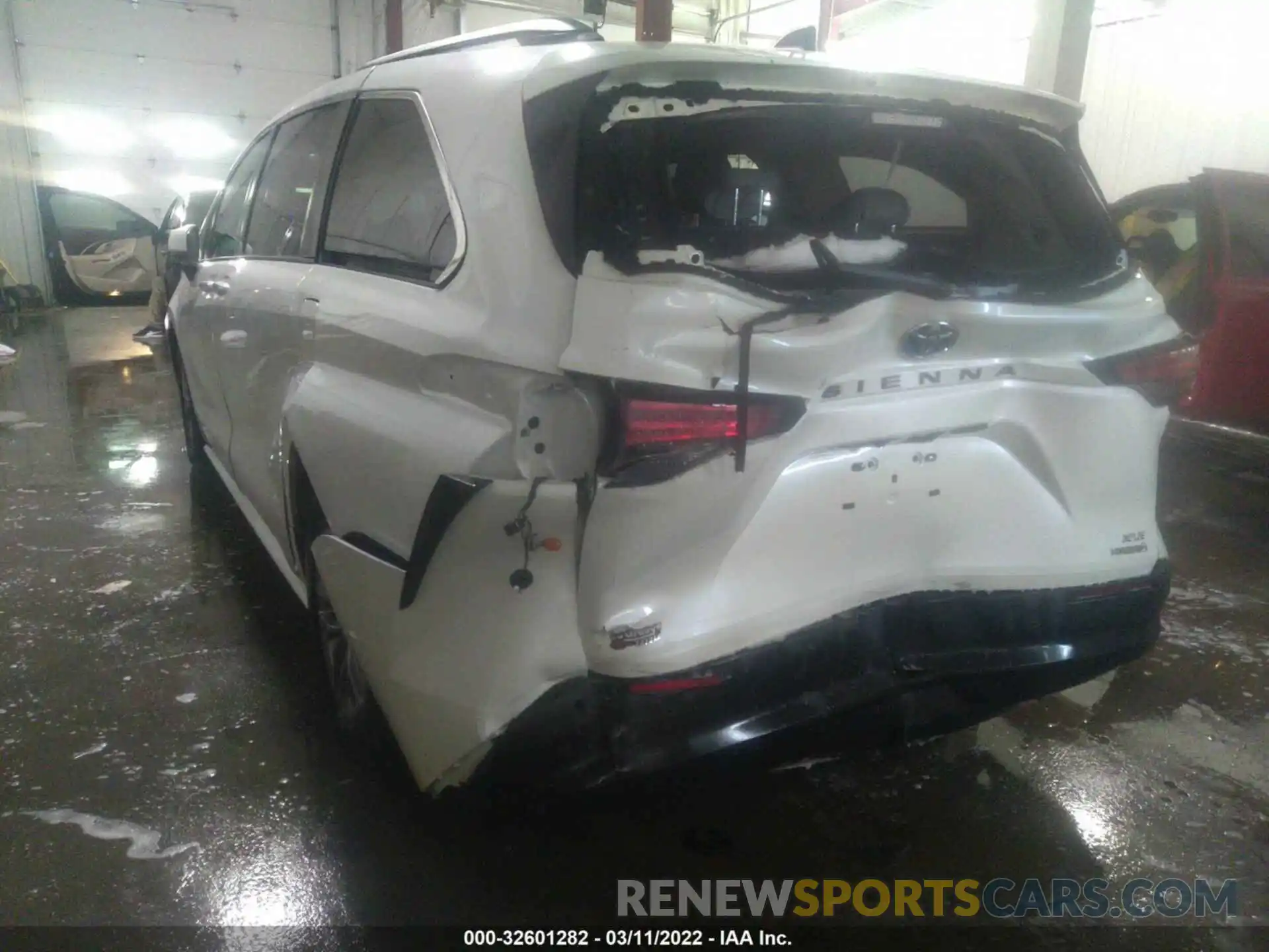 6 Photograph of a damaged car 5TDYRKEC0MS047684 TOYOTA SIENNA 2021