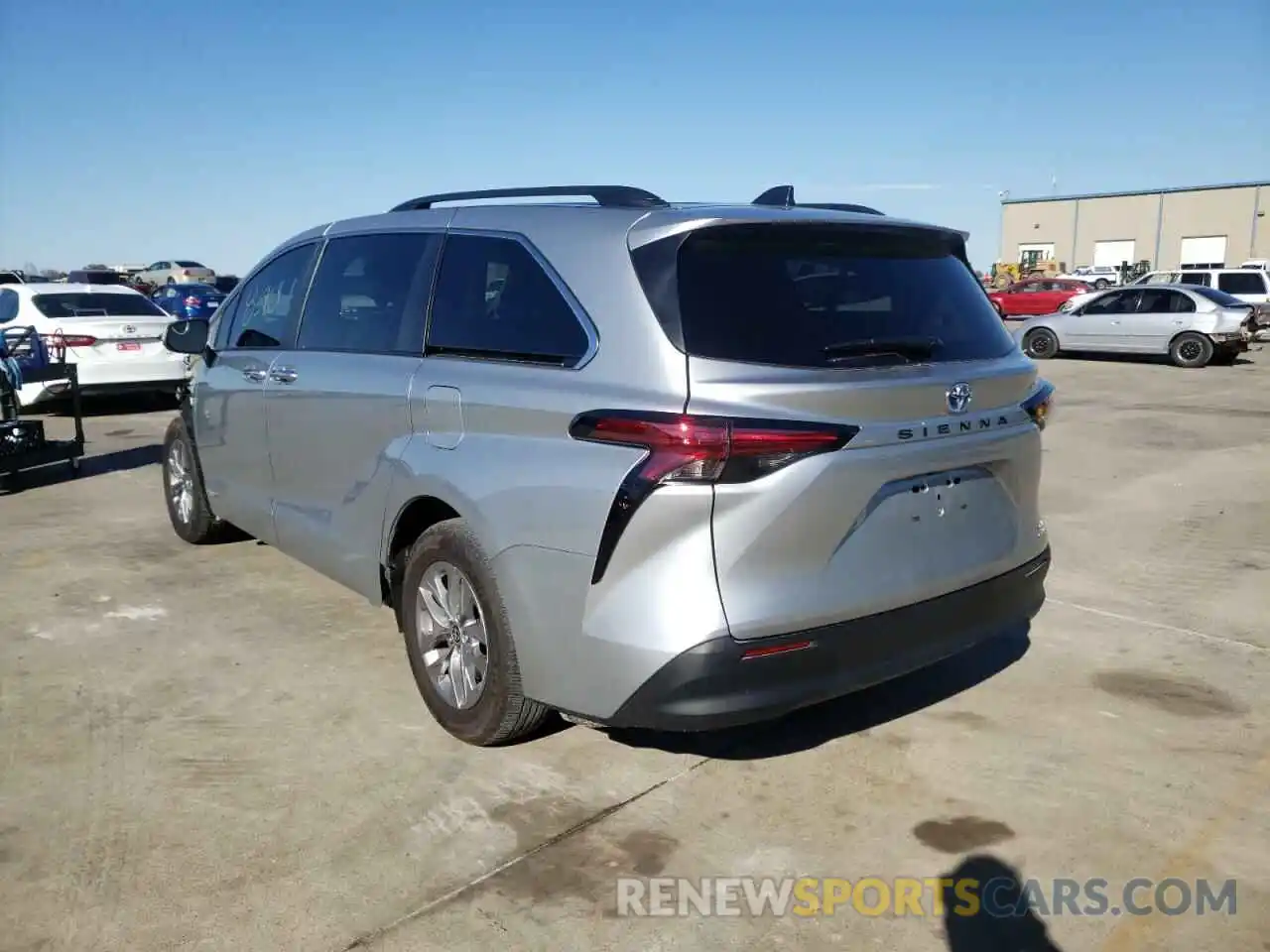 3 Photograph of a damaged car 5TDYRKEC0MS053856 TOYOTA SIENNA 2021