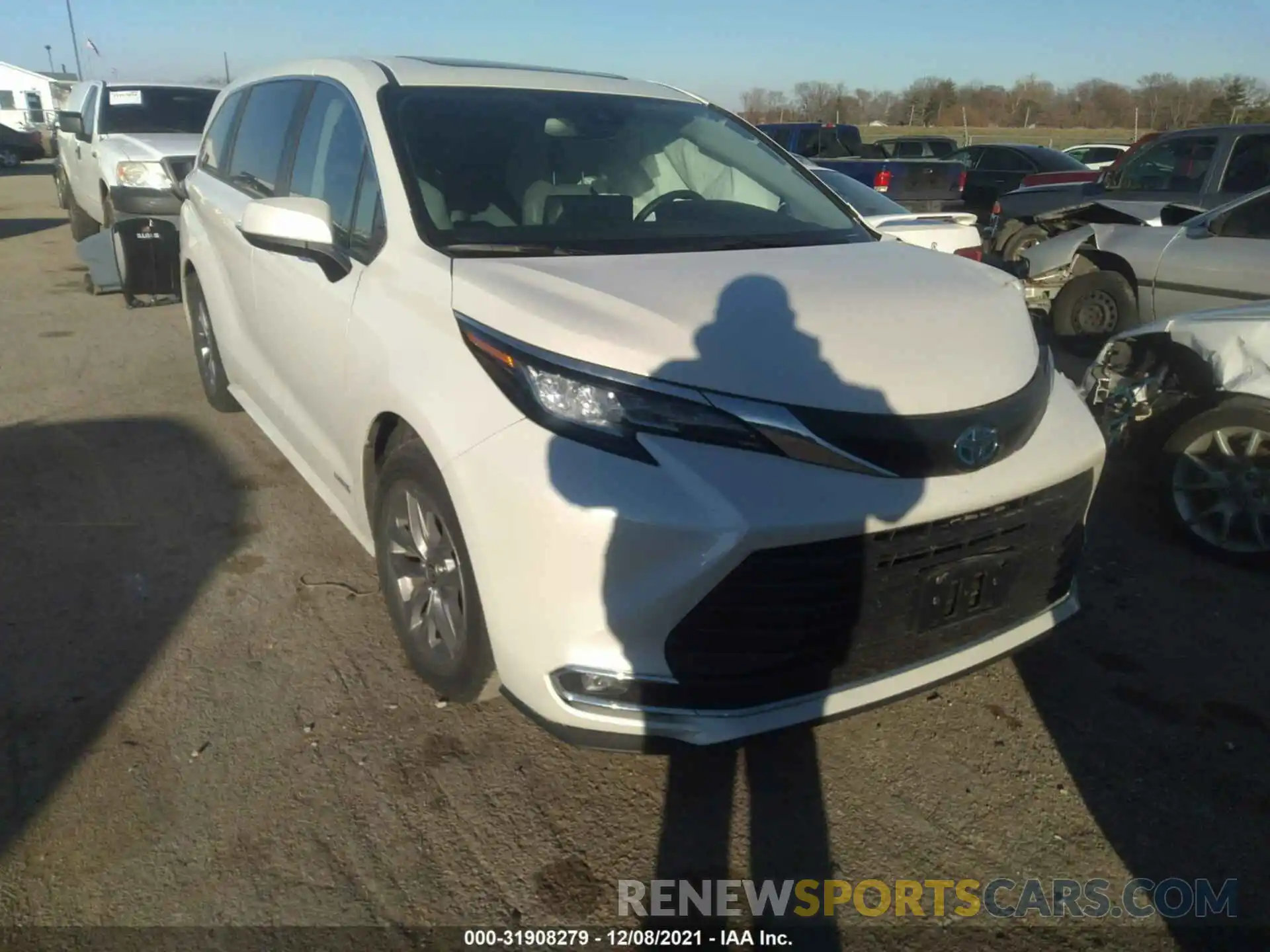 1 Photograph of a damaged car 5TDYRKEC1MS008747 TOYOTA SIENNA 2021