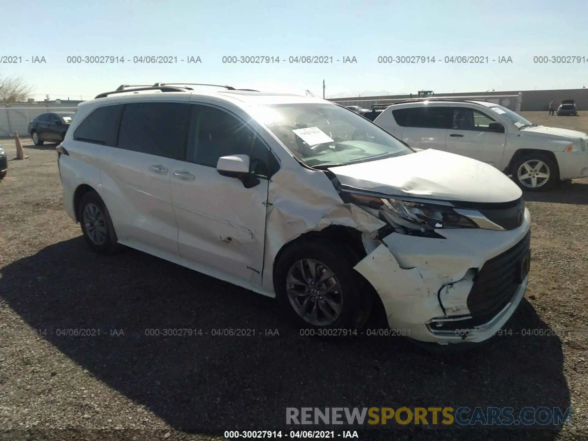 1 Photograph of a damaged car 5TDYRKEC1MS009459 TOYOTA SIENNA 2021