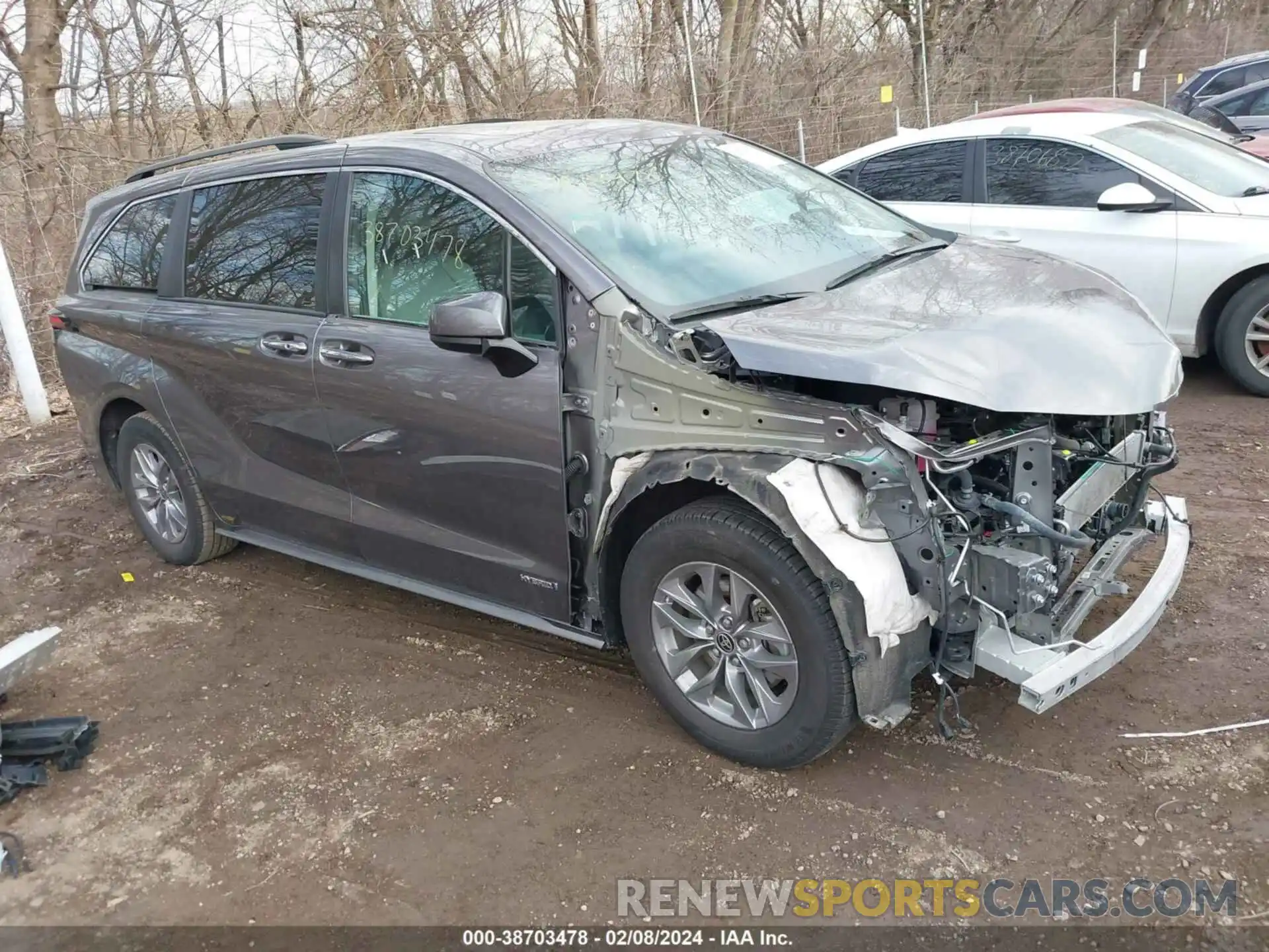 1 Photograph of a damaged car 5TDYRKEC1MS059942 TOYOTA SIENNA 2021