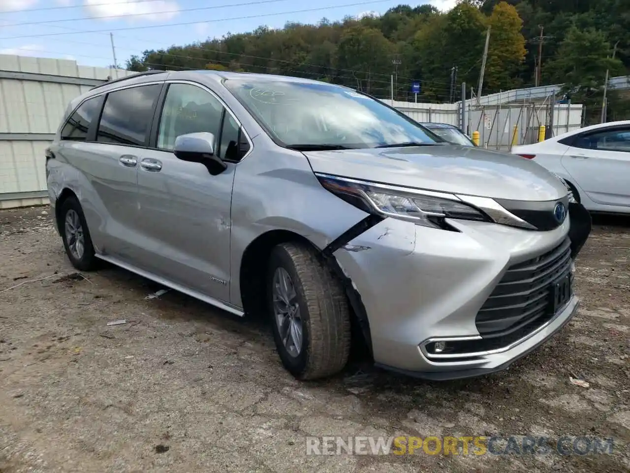 1 Photograph of a damaged car 5TDYRKEC1MS066535 TOYOTA SIENNA 2021