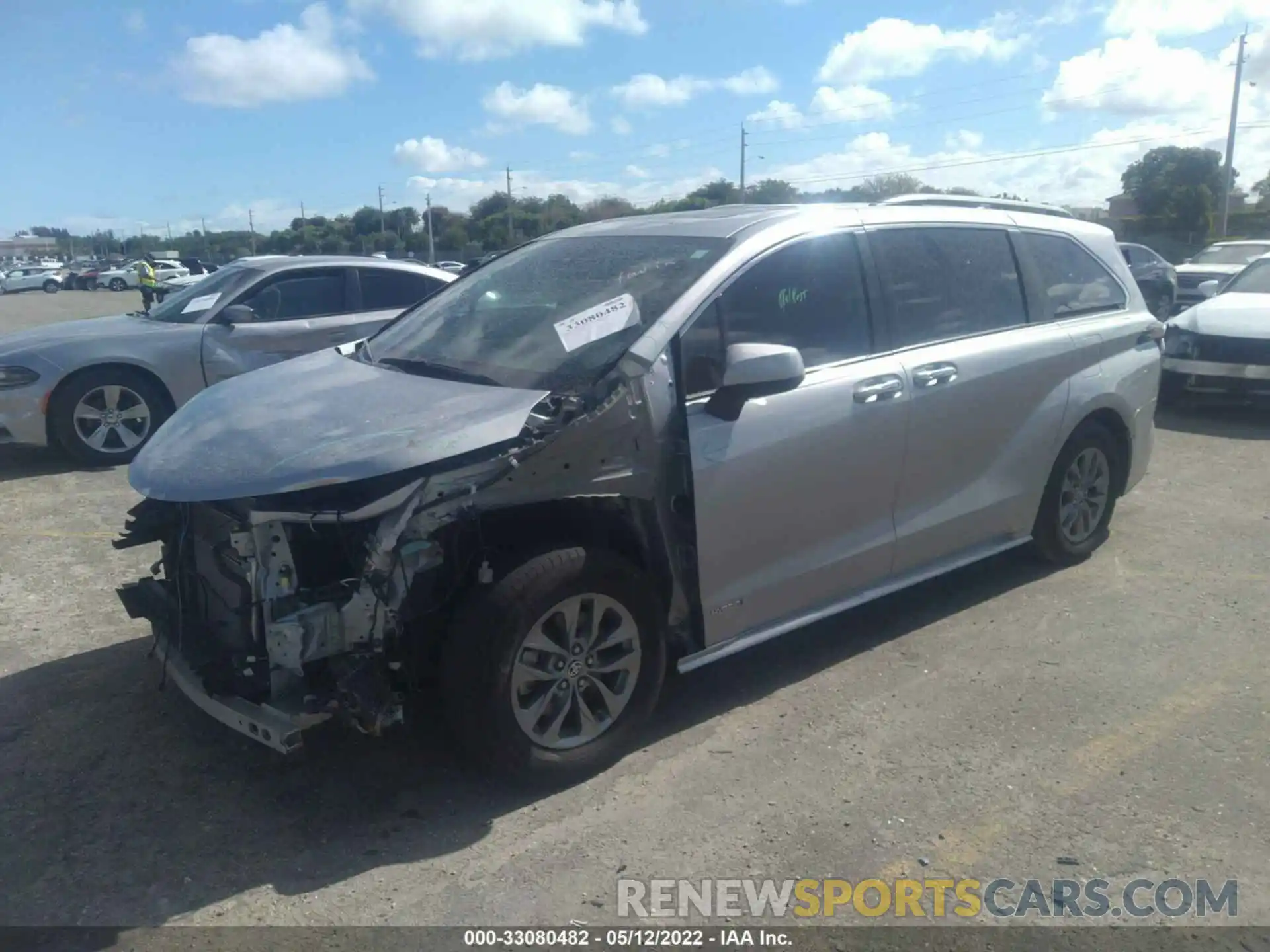 2 Photograph of a damaged car 5TDYRKEC2MS028862 TOYOTA SIENNA 2021