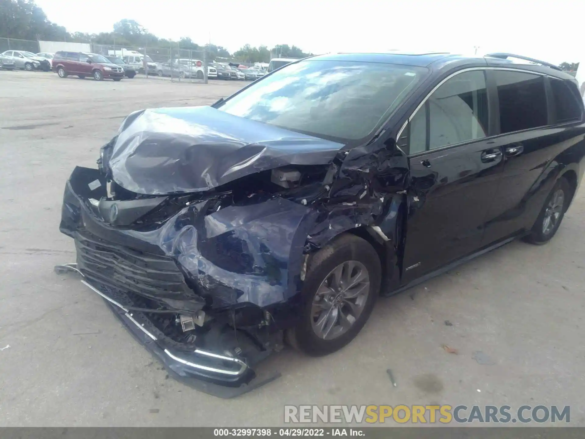 6 Photograph of a damaged car 5TDYRKEC2MS044754 TOYOTA SIENNA 2021