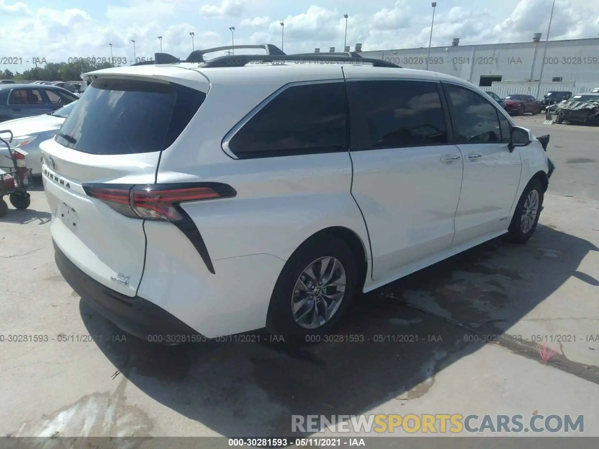 4 Фотография поврежденного автомобиля 5TDYRKEC3MS015649 TOYOTA SIENNA 2021