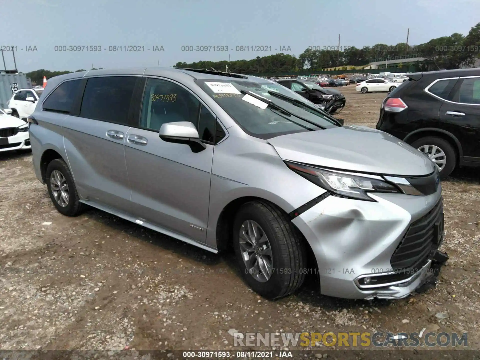 1 Photograph of a damaged car 5TDYRKEC3MS017062 TOYOTA SIENNA 2021