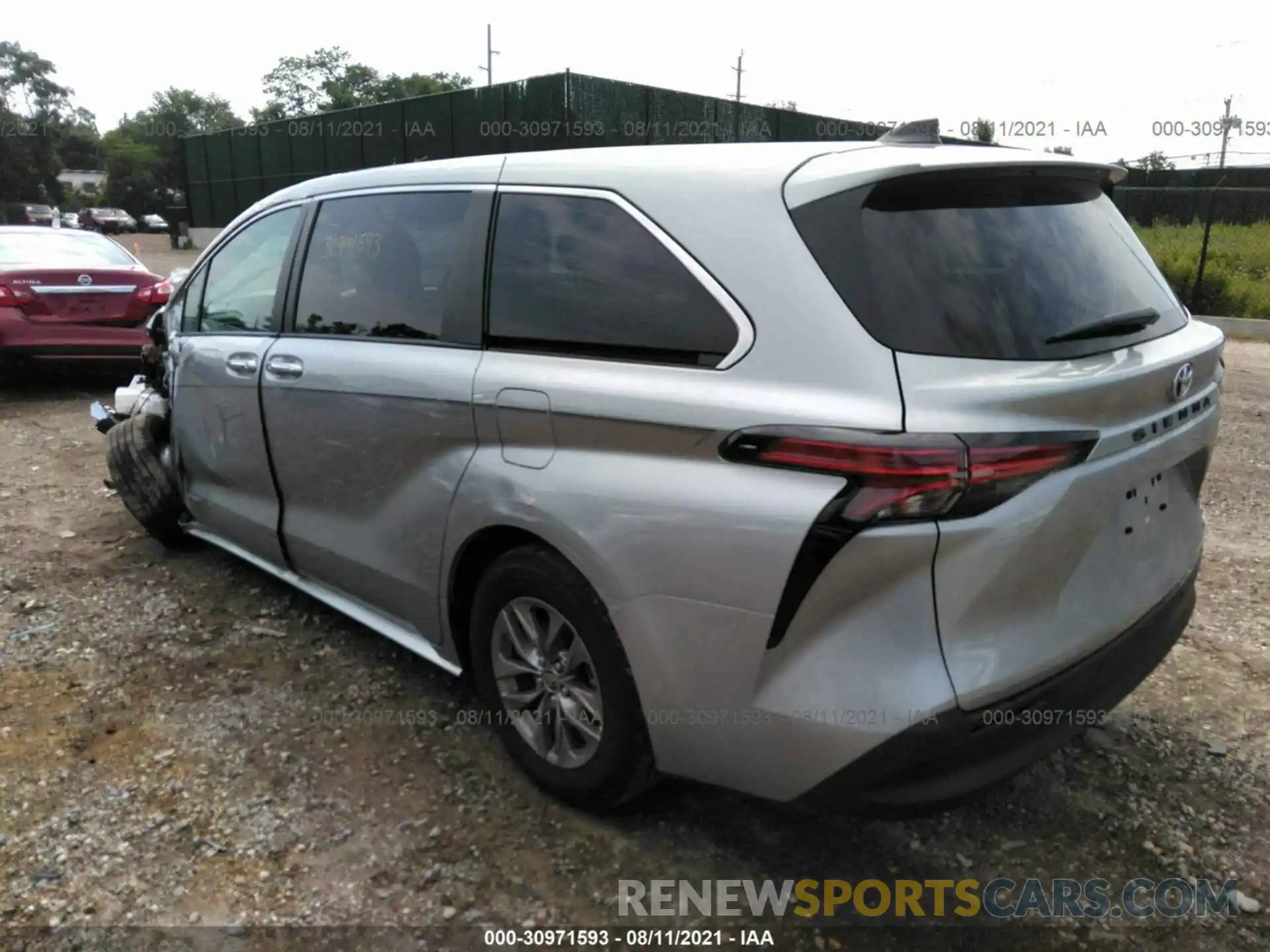 3 Photograph of a damaged car 5TDYRKEC3MS017062 TOYOTA SIENNA 2021