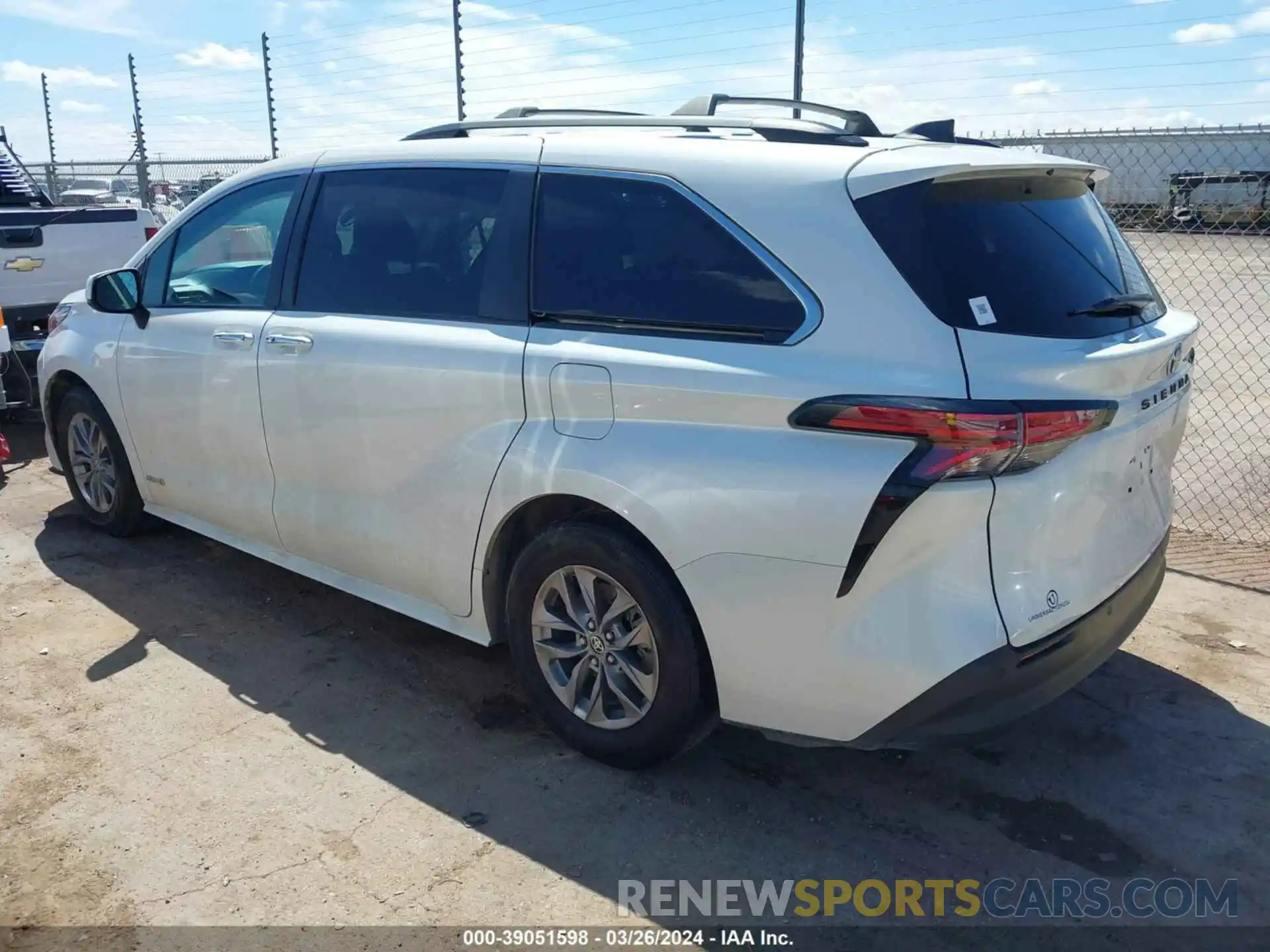 3 Фотография поврежденного автомобиля 5TDYRKEC3MS018793 TOYOTA SIENNA 2021