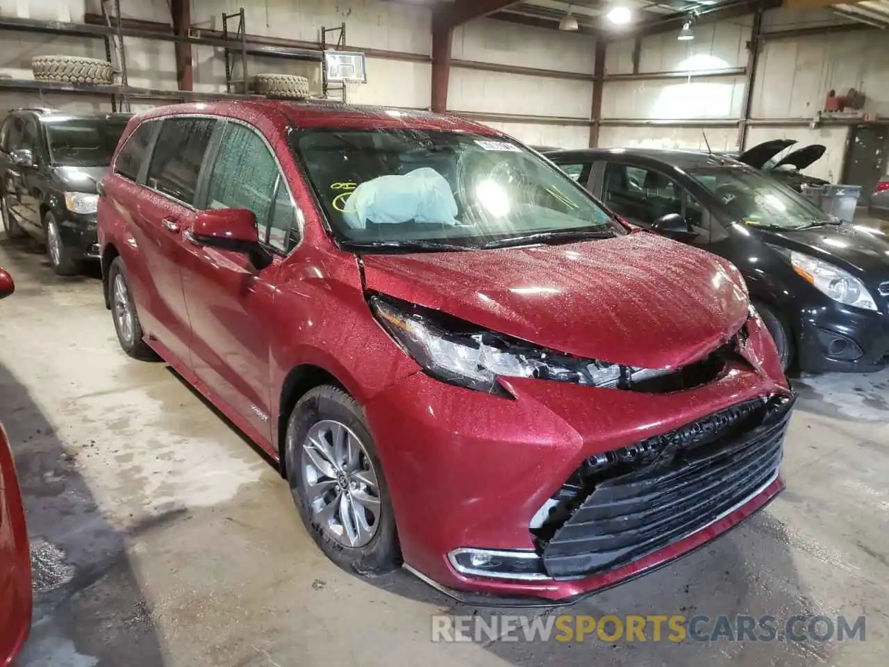 1 Photograph of a damaged car 5TDYRKEC3MS028689 TOYOTA SIENNA 2021