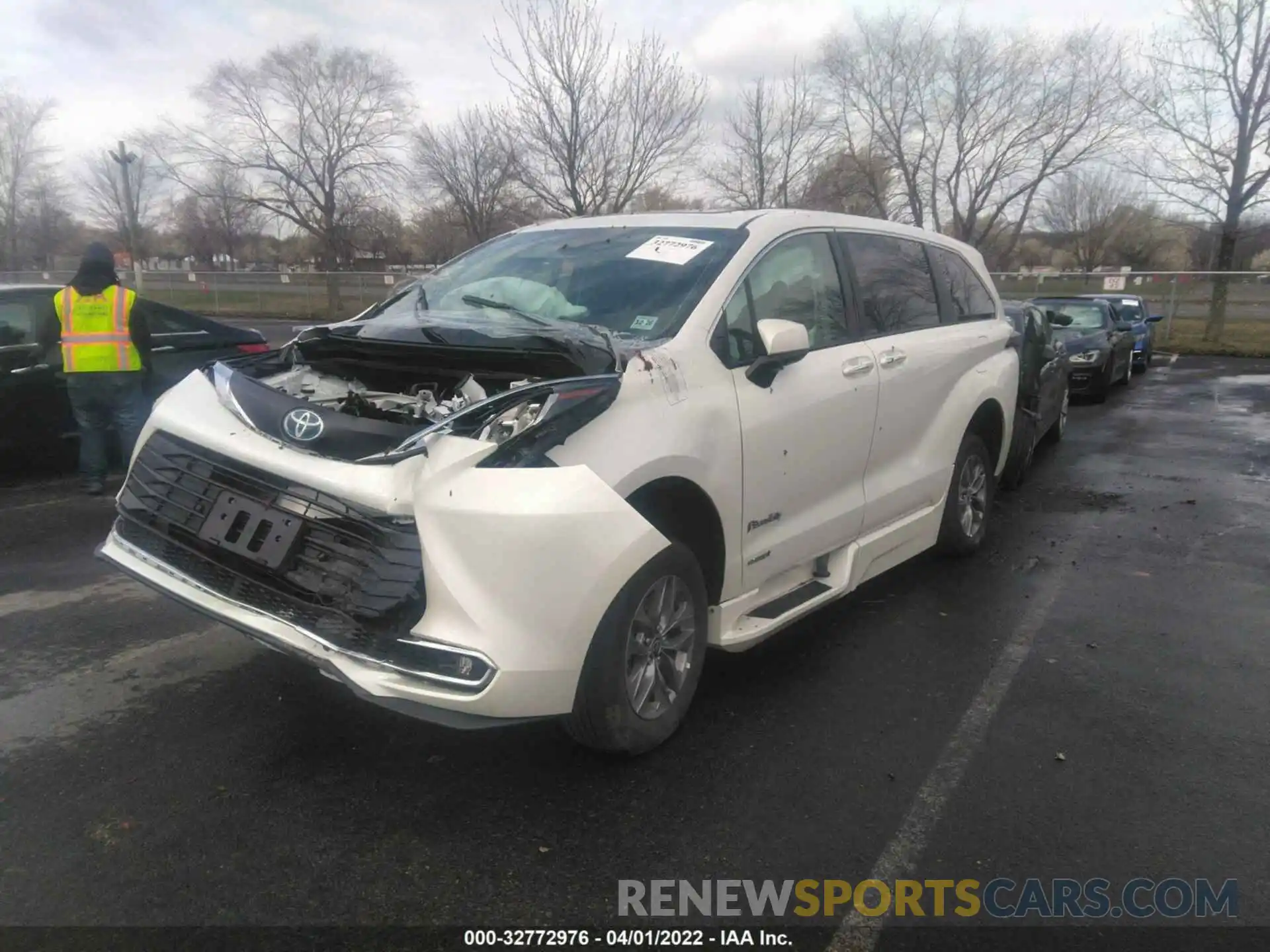 2 Photograph of a damaged car 5TDYRKEC3MS061689 TOYOTA SIENNA 2021