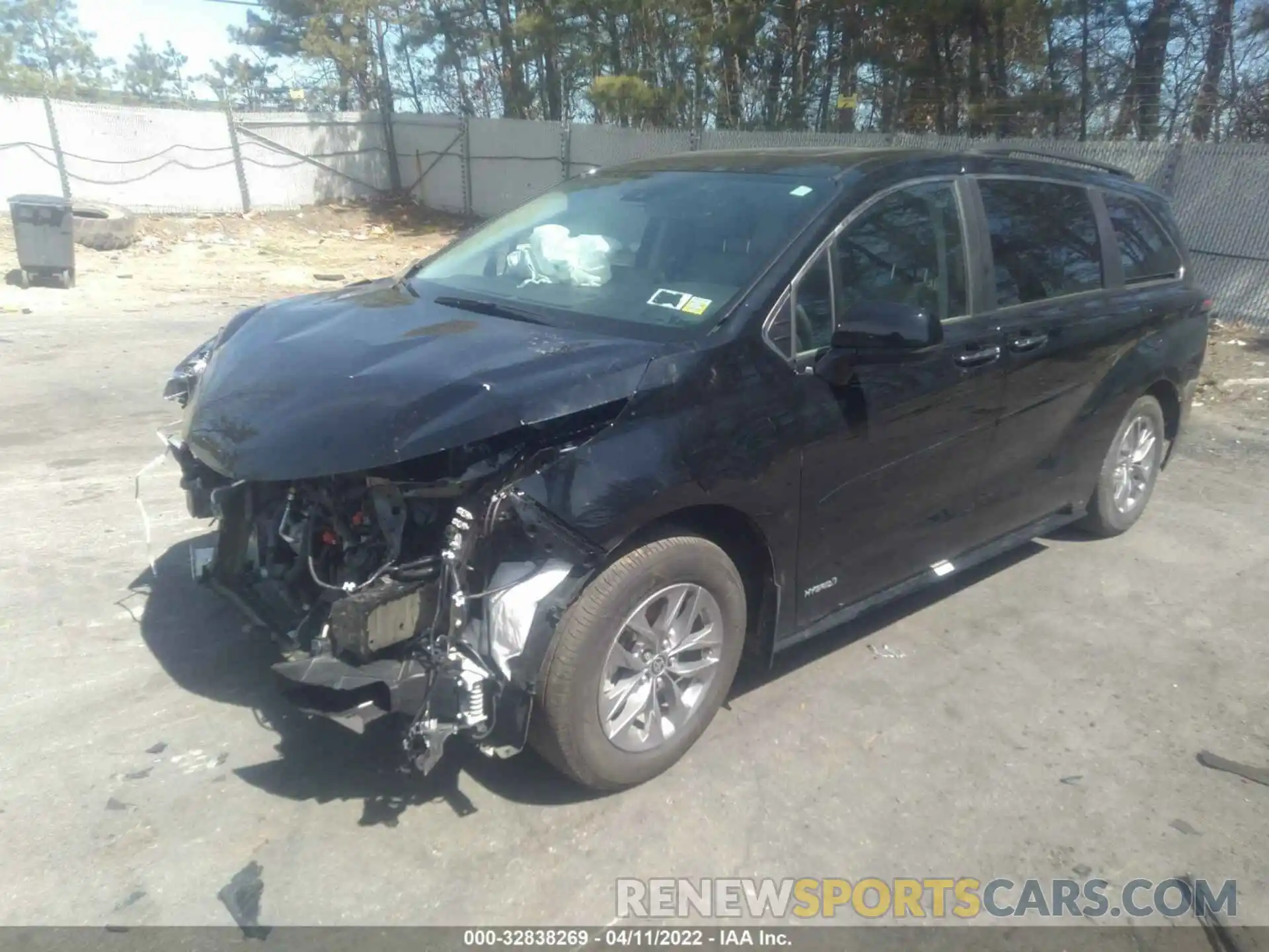 2 Фотография поврежденного автомобиля 5TDYRKEC3MS067069 TOYOTA SIENNA 2021