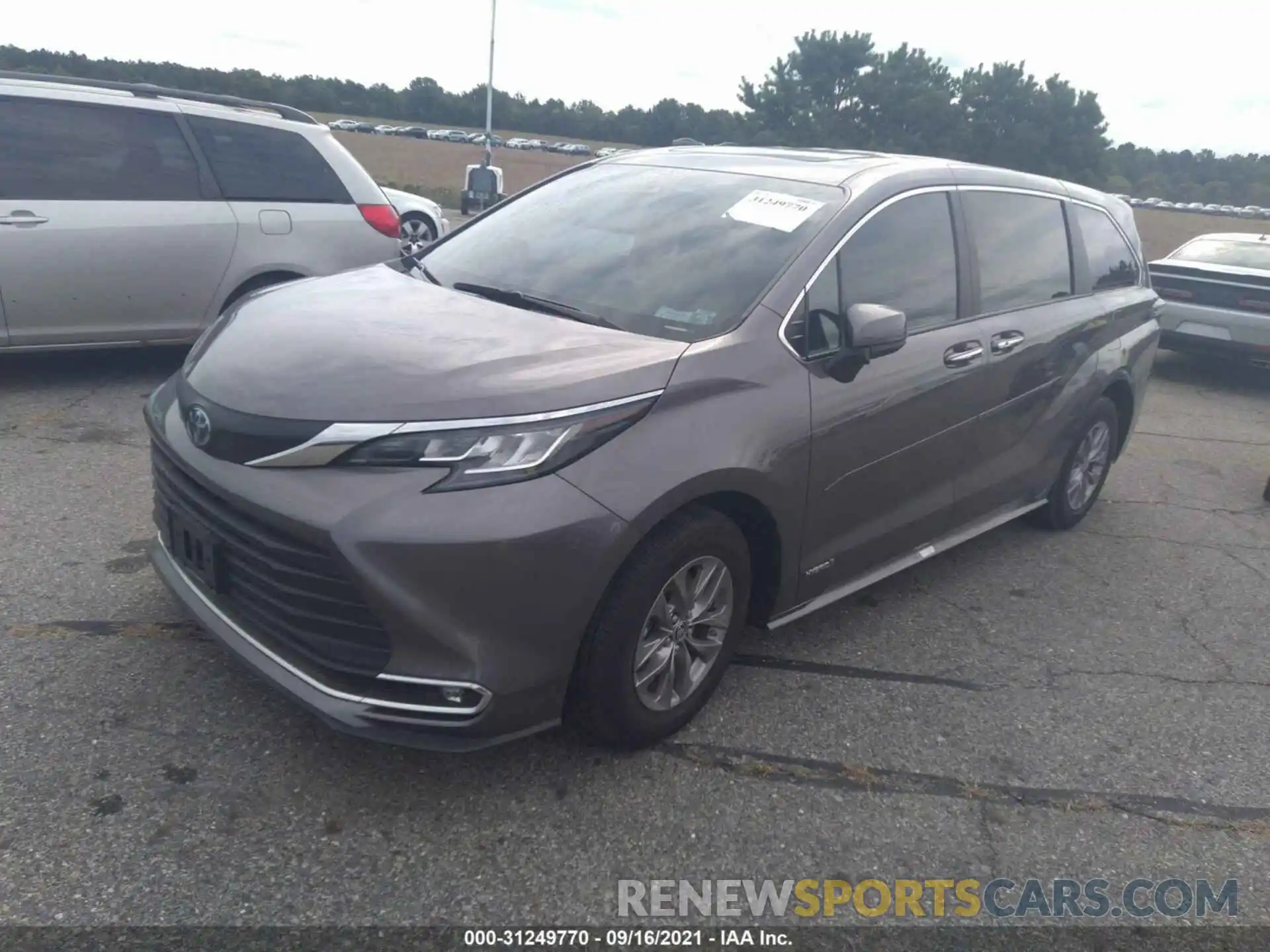 2 Photograph of a damaged car 5TDYRKEC4MS005924 TOYOTA SIENNA 2021