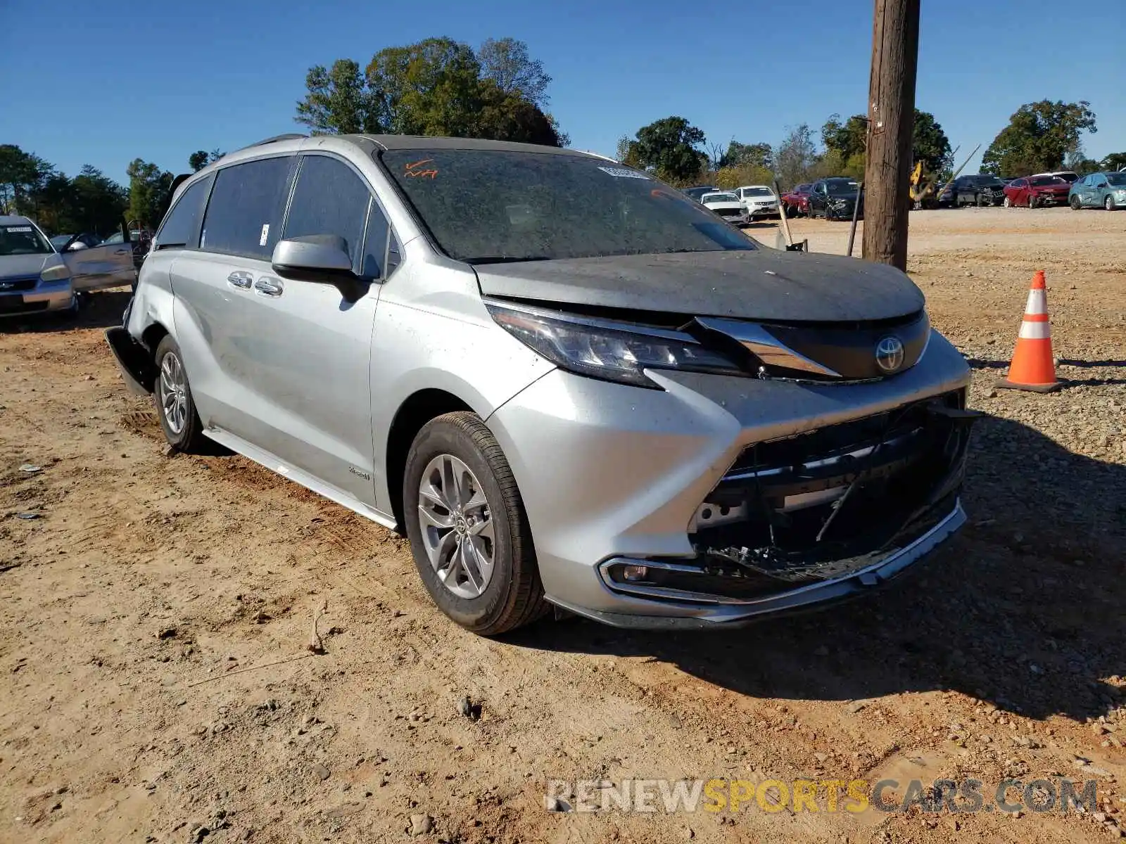 1 Photograph of a damaged car 5TDYRKEC4MS012484 TOYOTA SIENNA 2021