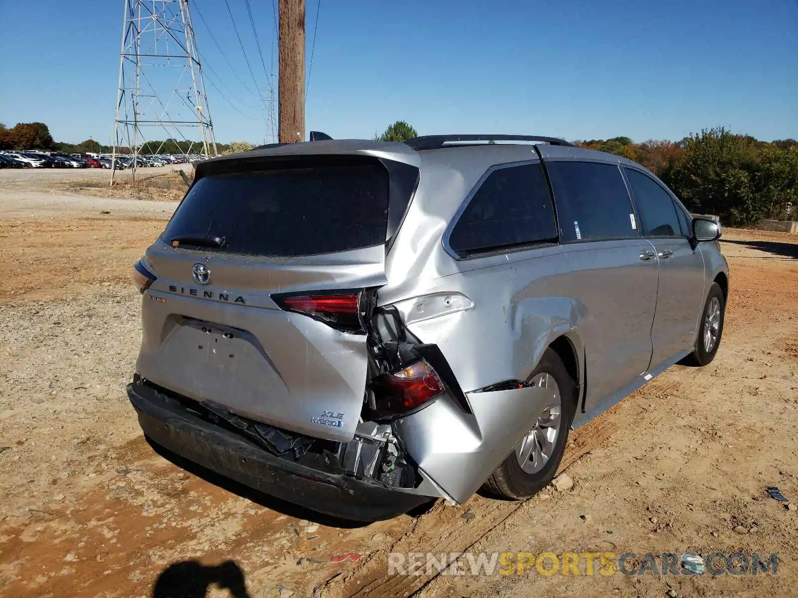 4 Фотография поврежденного автомобиля 5TDYRKEC4MS012484 TOYOTA SIENNA 2021