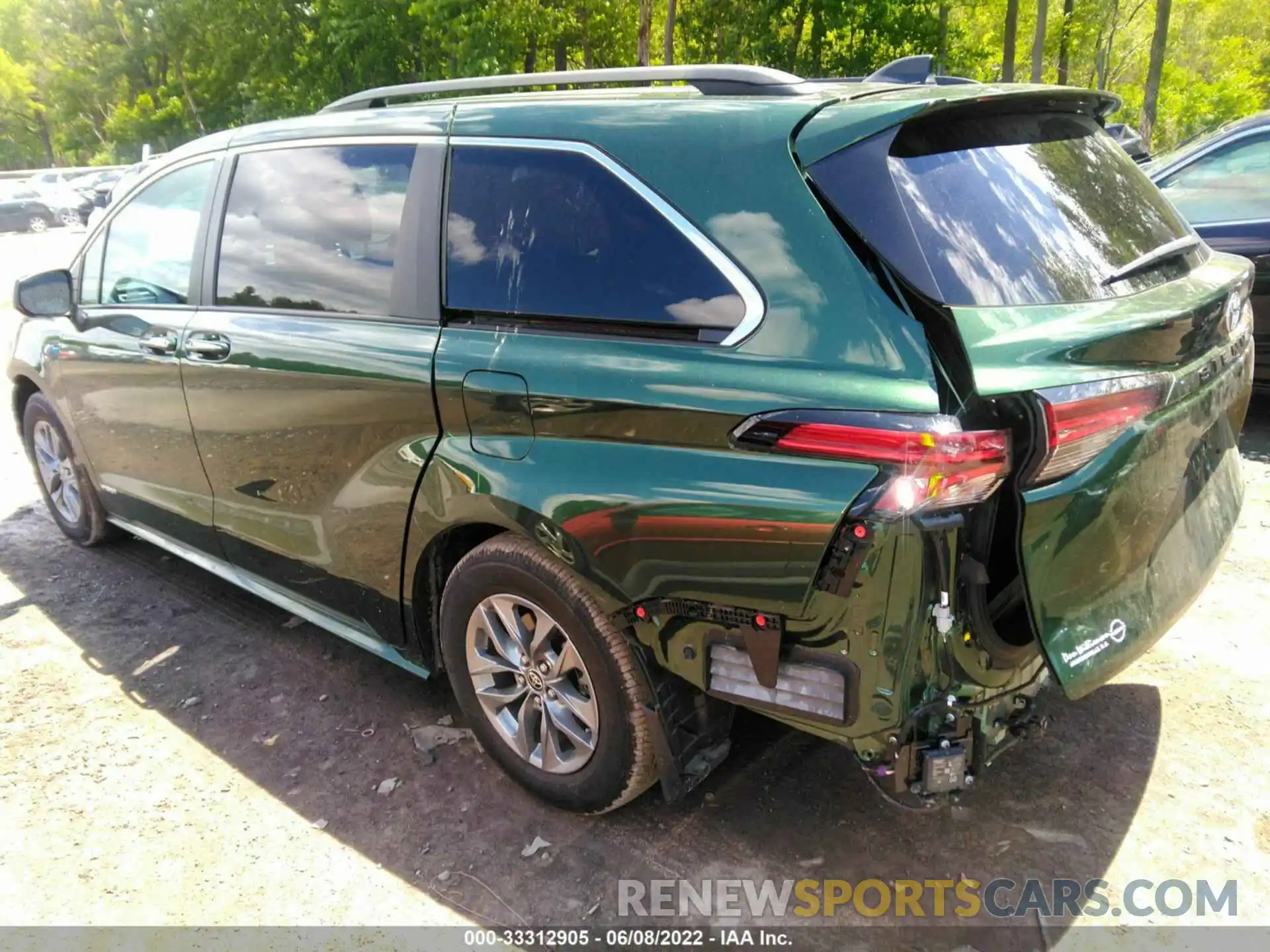 3 Photograph of a damaged car 5TDYRKEC4MS015384 TOYOTA SIENNA 2021