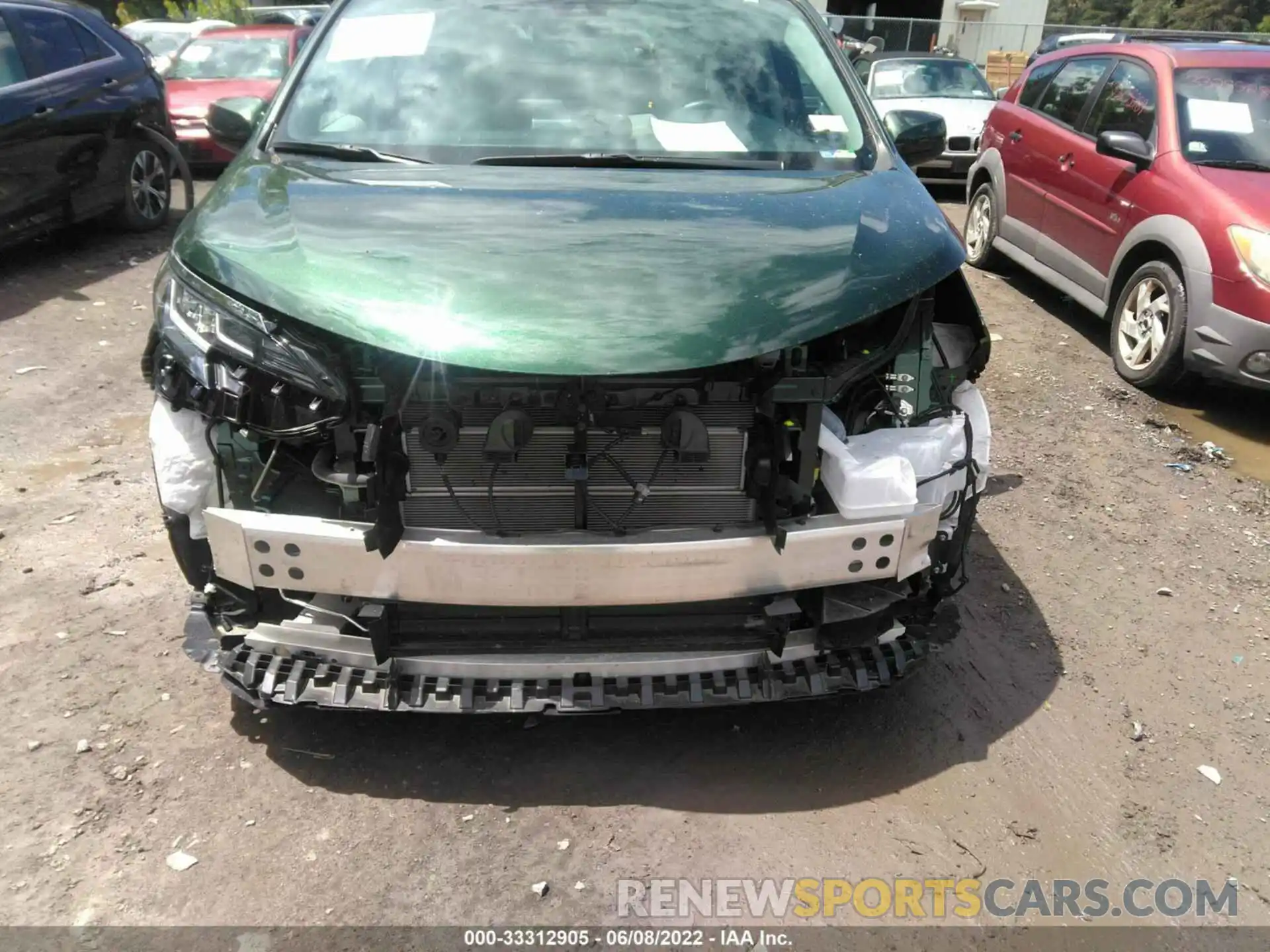 6 Photograph of a damaged car 5TDYRKEC4MS015384 TOYOTA SIENNA 2021