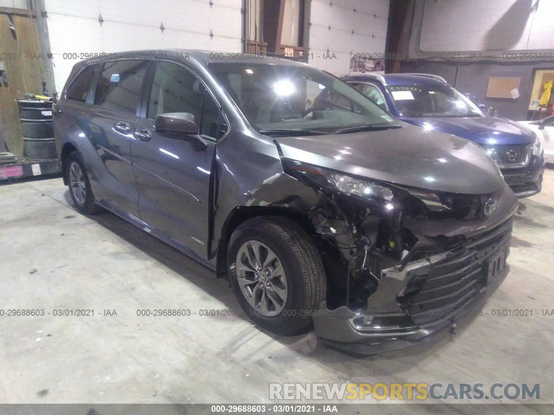 1 Photograph of a damaged car 5TDYRKEC4MS015868 TOYOTA SIENNA 2021