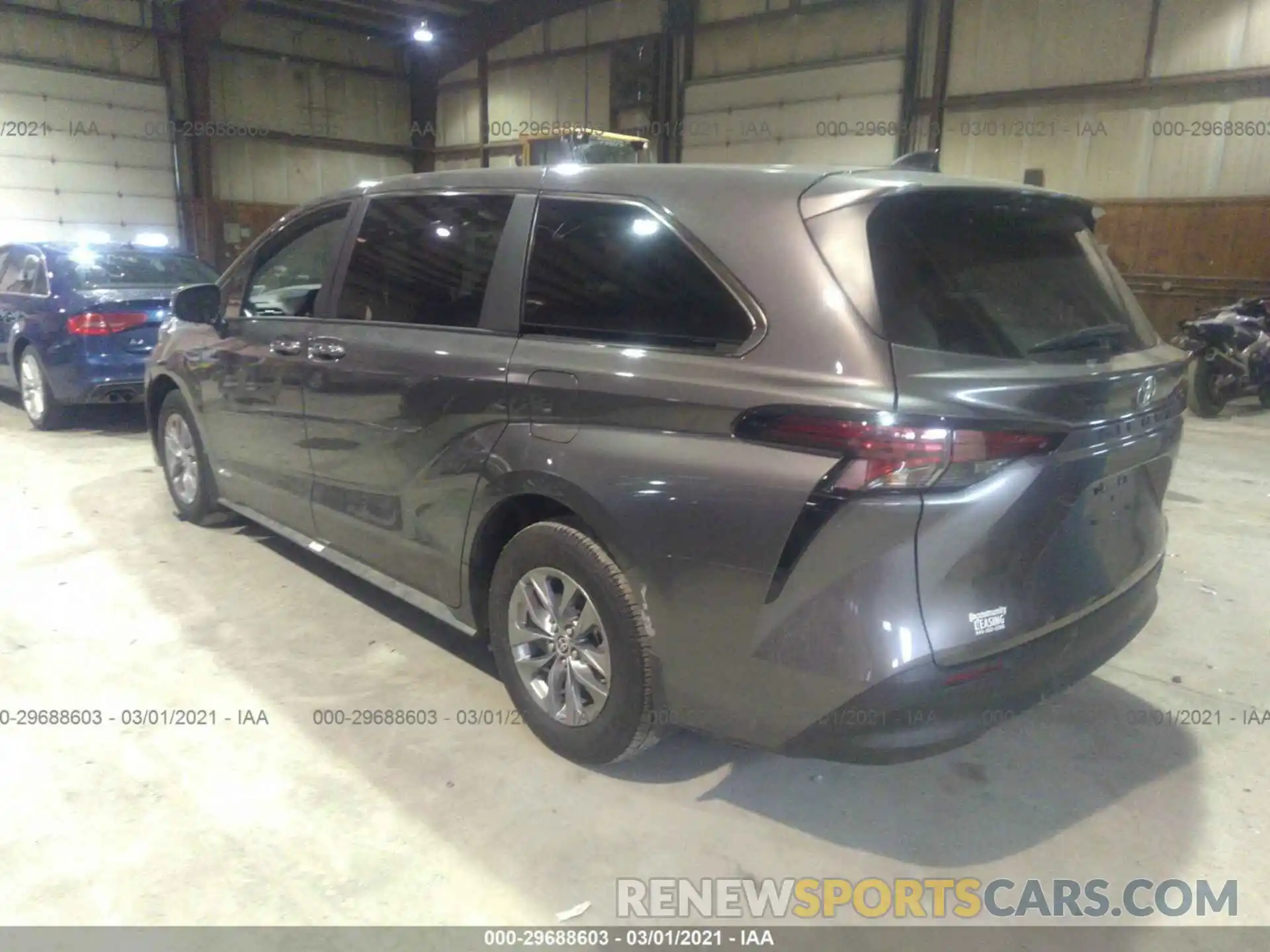 3 Photograph of a damaged car 5TDYRKEC4MS015868 TOYOTA SIENNA 2021