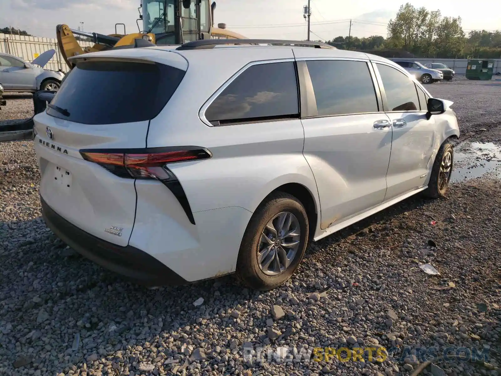 4 Фотография поврежденного автомобиля 5TDYRKEC4MS057439 TOYOTA SIENNA 2021