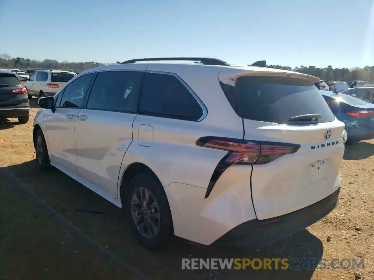 3 Photograph of a damaged car 5TDYRKEC5MS035031 TOYOTA SIENNA 2021