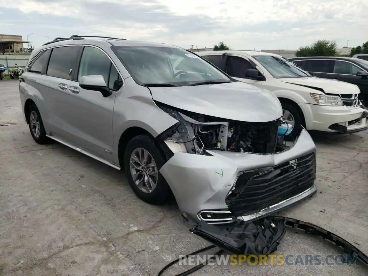 1 Фотография поврежденного автомобиля 5TDYRKEC5MS038639 TOYOTA SIENNA 2021