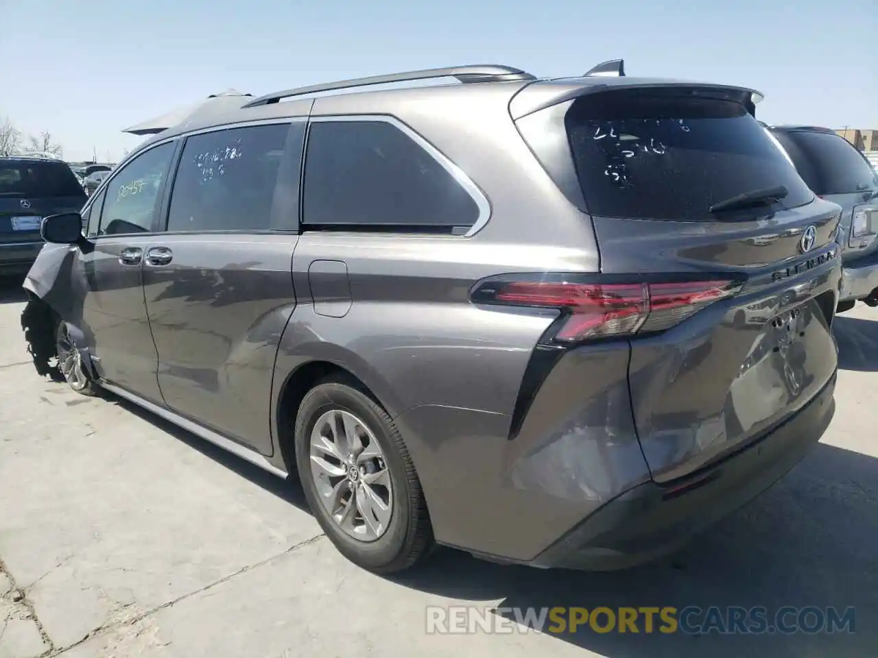 3 Фотография поврежденного автомобиля 5TDYRKEC5MS039340 TOYOTA SIENNA 2021